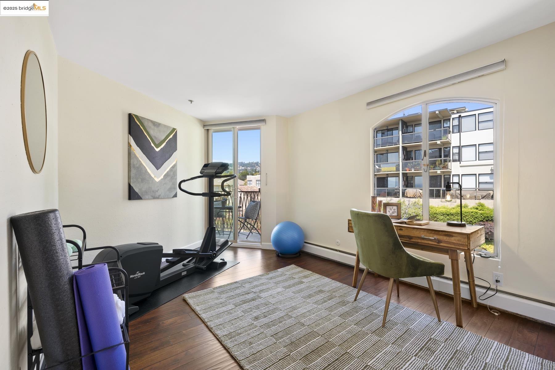 Detail Gallery Image 27 of 46 For 5405 Carlton St #203,  Oakland,  CA 94618 - 2 Beds | 2 Baths