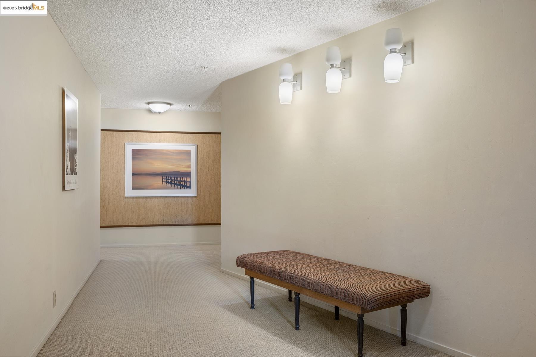 Detail Gallery Image 4 of 46 For 5405 Carlton St #203,  Oakland,  CA 94618 - 2 Beds | 2 Baths