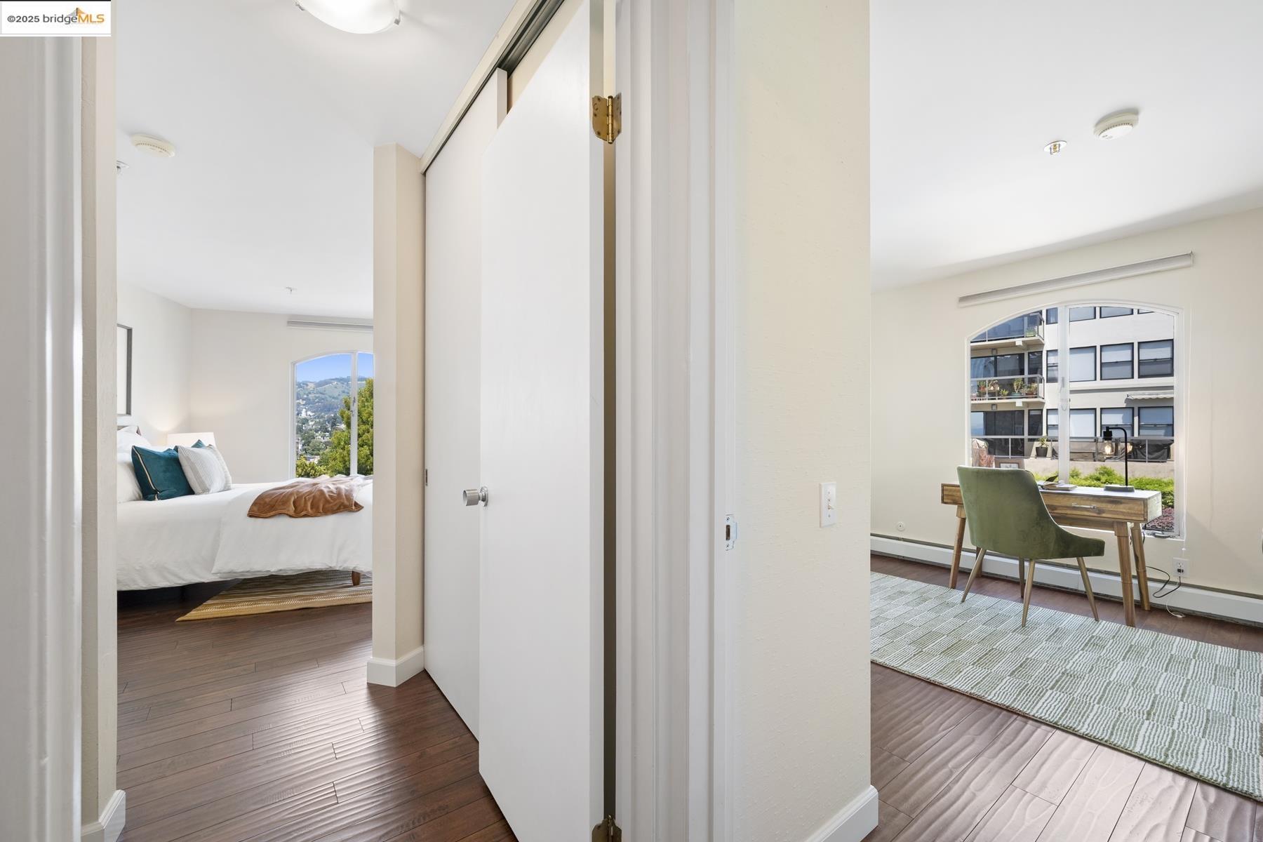 Detail Gallery Image 32 of 46 For 5405 Carlton St #203,  Oakland,  CA 94618 - 2 Beds | 2 Baths