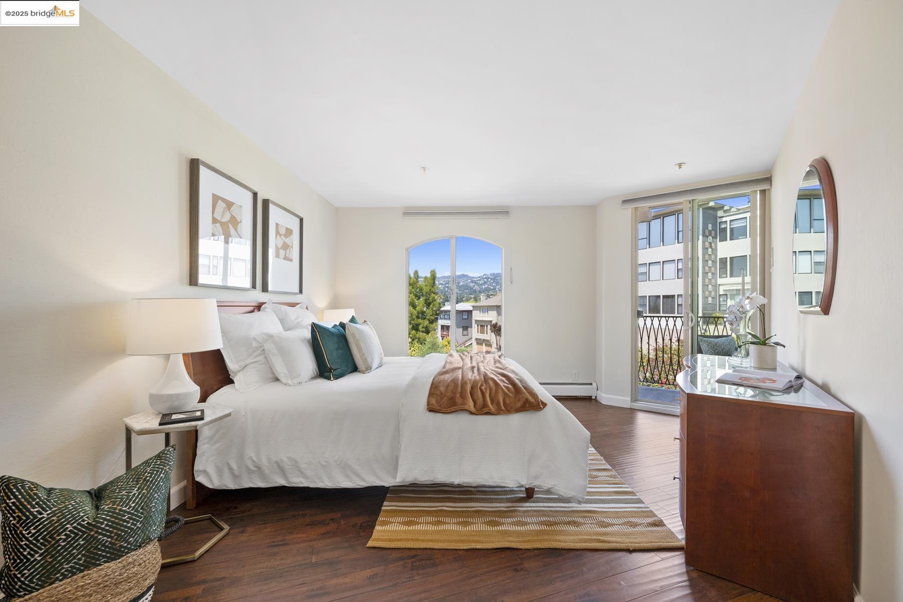 Detail Gallery Image 34 of 46 For 5405 Carlton St #203,  Oakland,  CA 94618 - 2 Beds | 2 Baths