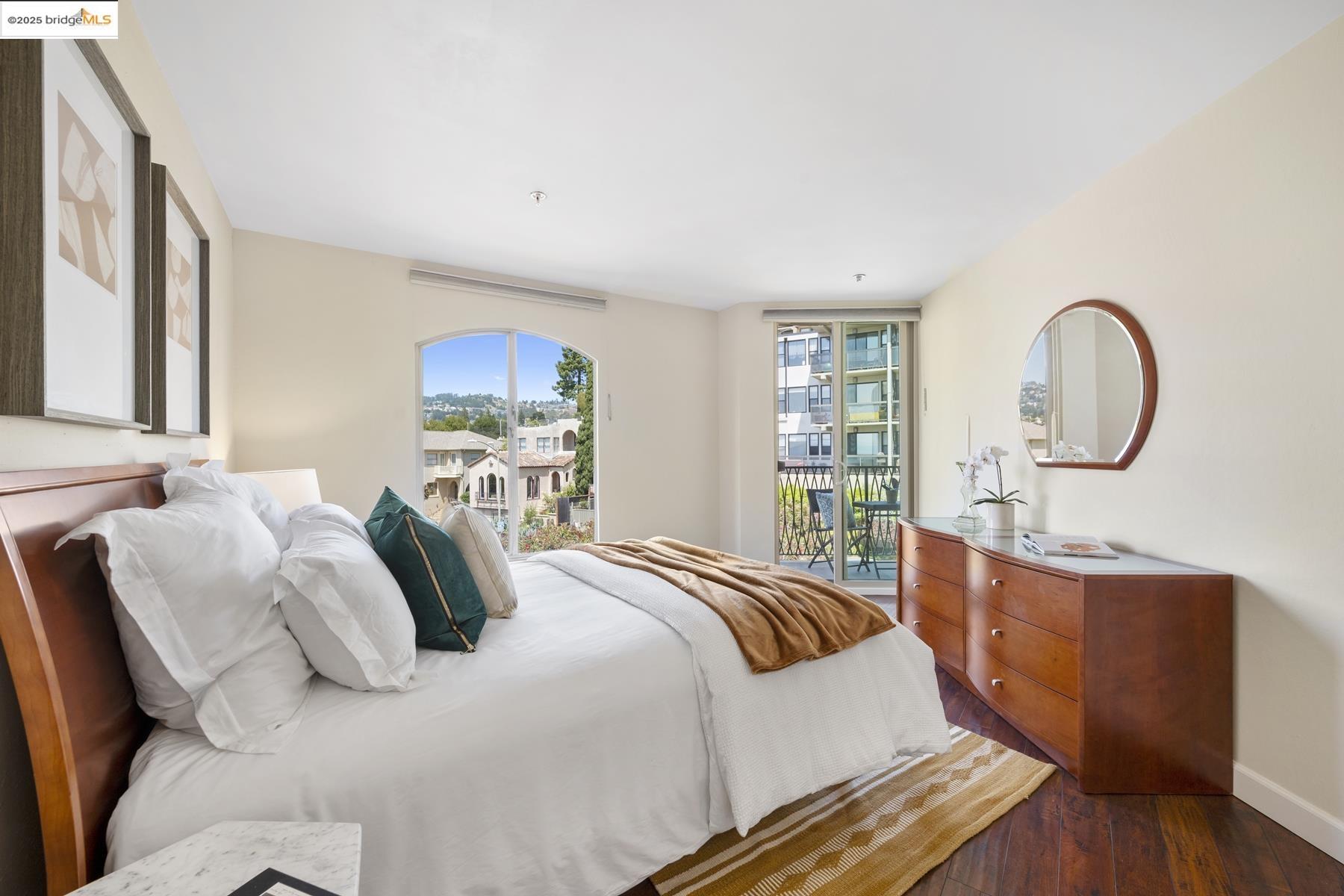 Detail Gallery Image 35 of 46 For 5405 Carlton St #203,  Oakland,  CA 94618 - 2 Beds | 2 Baths