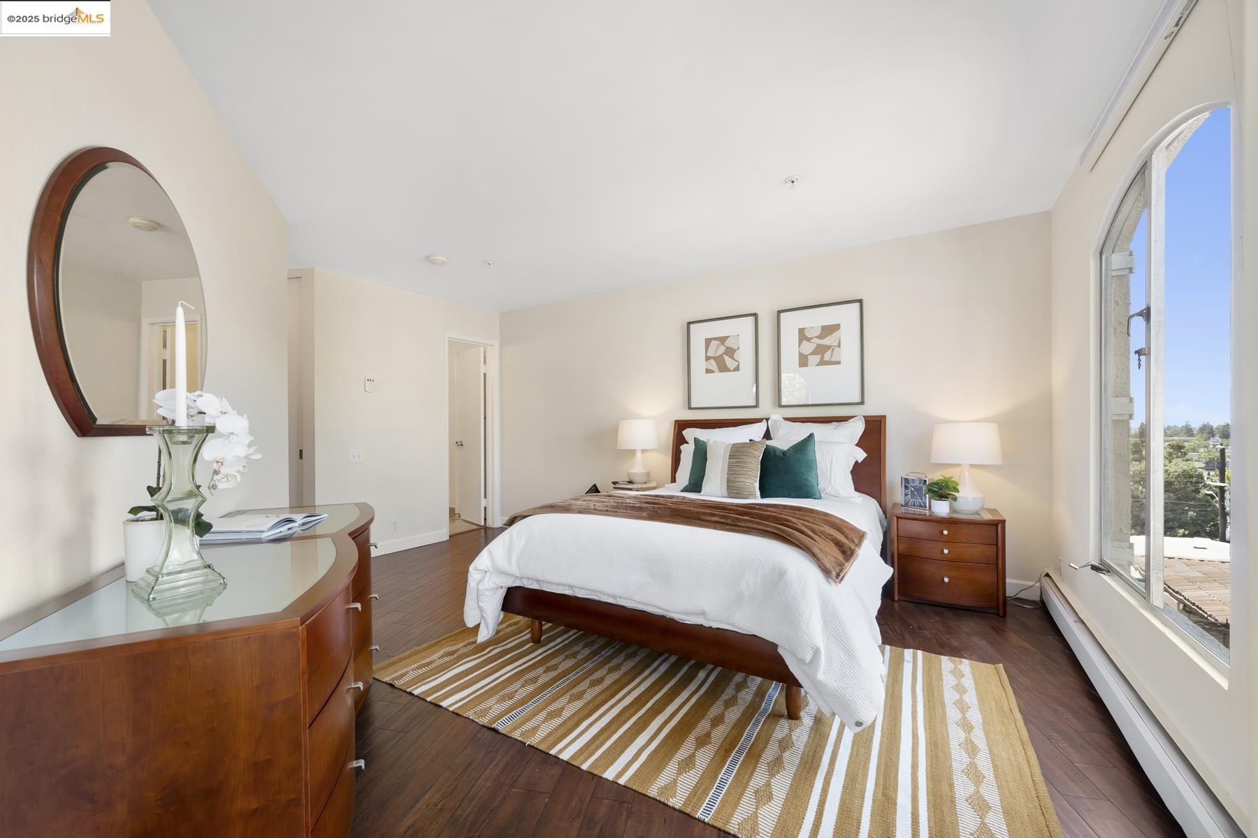 Detail Gallery Image 38 of 46 For 5405 Carlton St #203,  Oakland,  CA 94618 - 2 Beds | 2 Baths