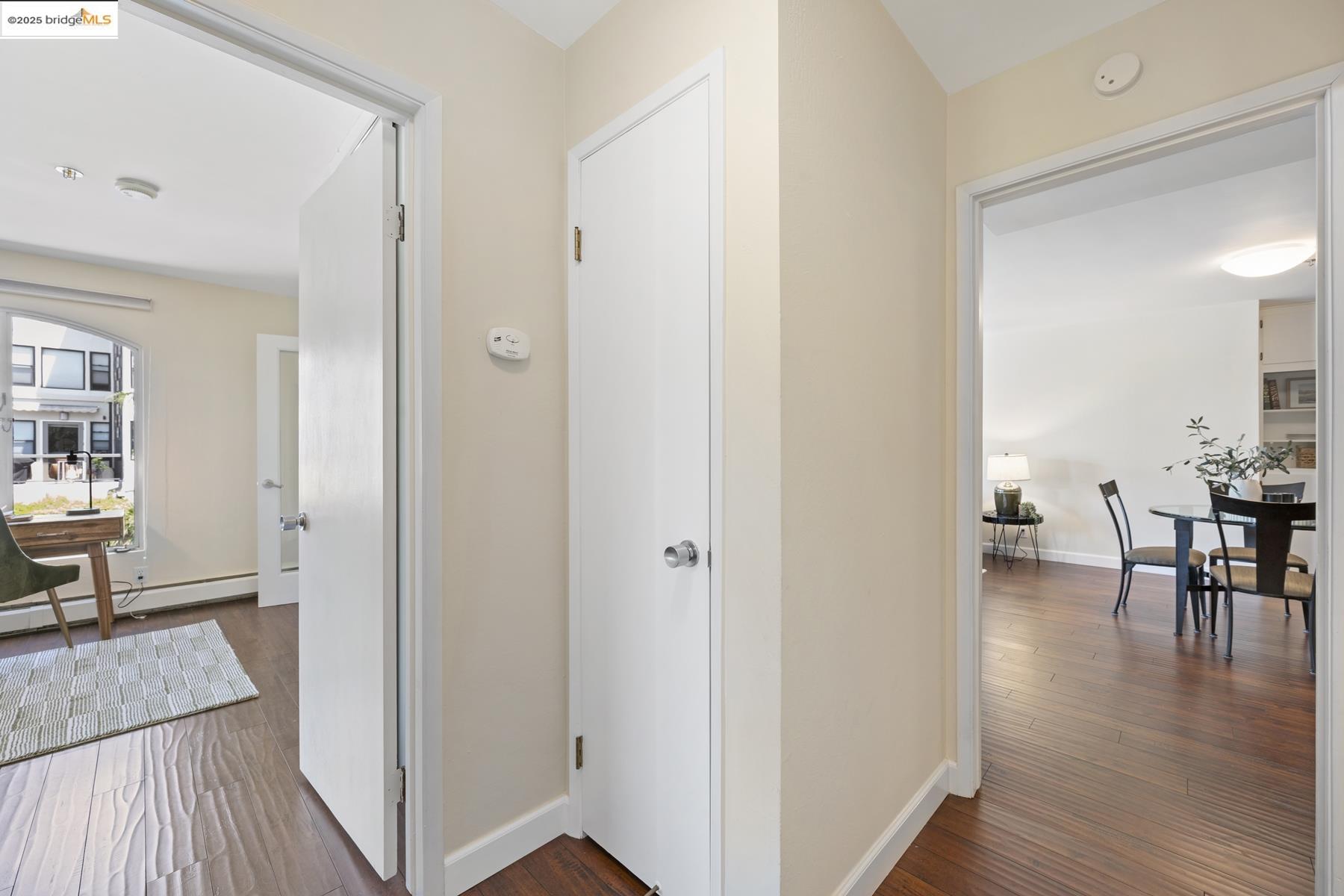 Detail Gallery Image 40 of 46 For 5405 Carlton St #203,  Oakland,  CA 94618 - 2 Beds | 2 Baths
