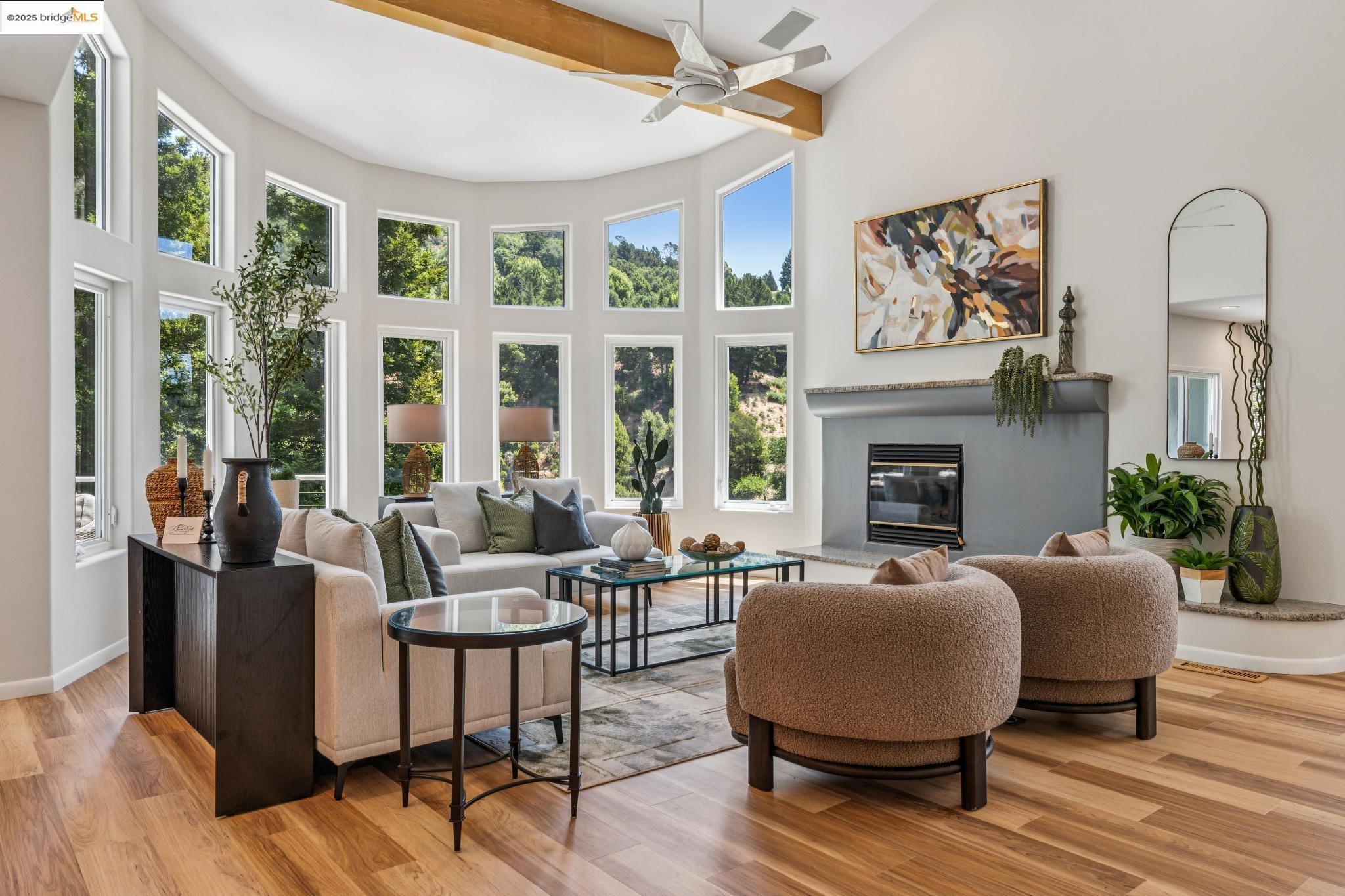 Detail Gallery Image 1 of 1 For 1967 Tunnel Rd, Berkeley,  CA 94705 - 3 Beds | 3/1 Baths