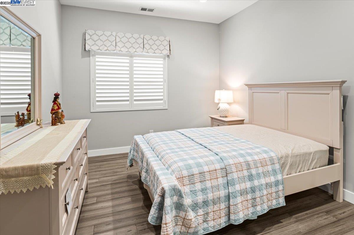 Detail Gallery Image 25 of 52 For 4309 Bora Bora Ave, Fremont,  CA 94538 - 5 Beds | 3/1 Baths