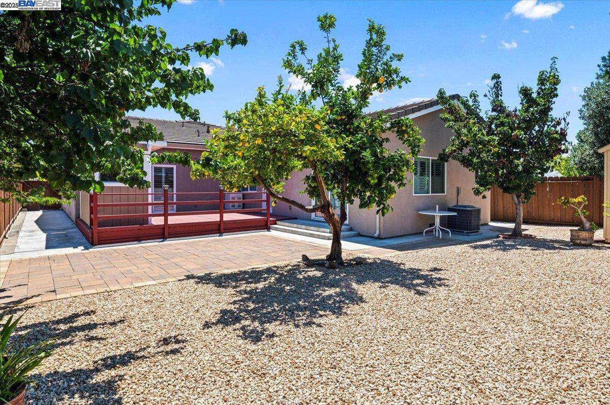 Detail Gallery Image 49 of 52 For 4309 Bora Bora Ave, Fremont,  CA 94538 - 5 Beds | 3/1 Baths