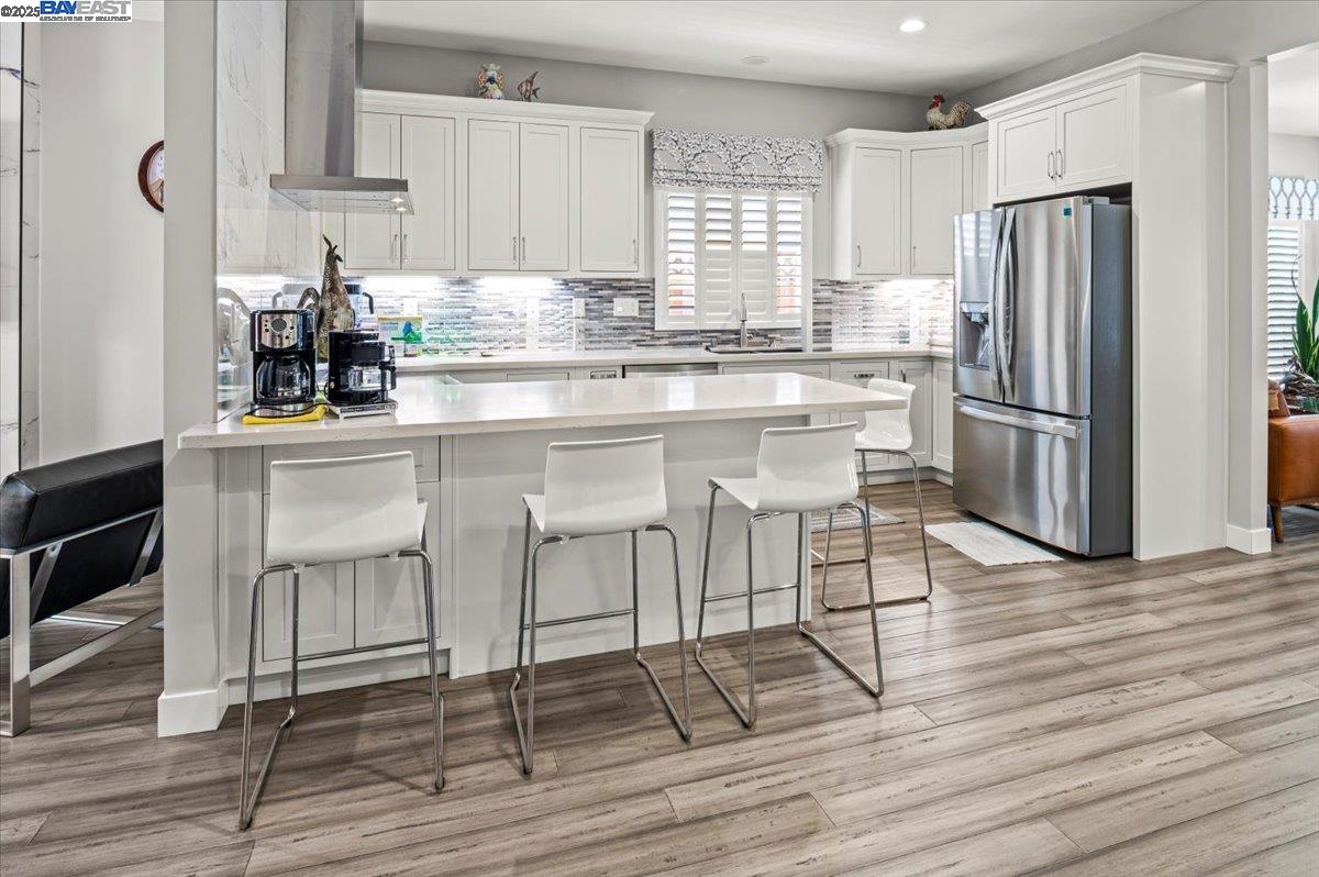 Detail Gallery Image 9 of 52 For 4309 Bora Bora Ave, Fremont,  CA 94538 - 5 Beds | 3/1 Baths