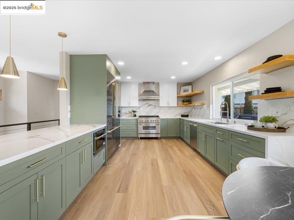 Detail Gallery Image 14 of 42 For 27781 Pleasant Hill Ct, Hayward,  CA 94542 - 5 Beds | 3 Baths