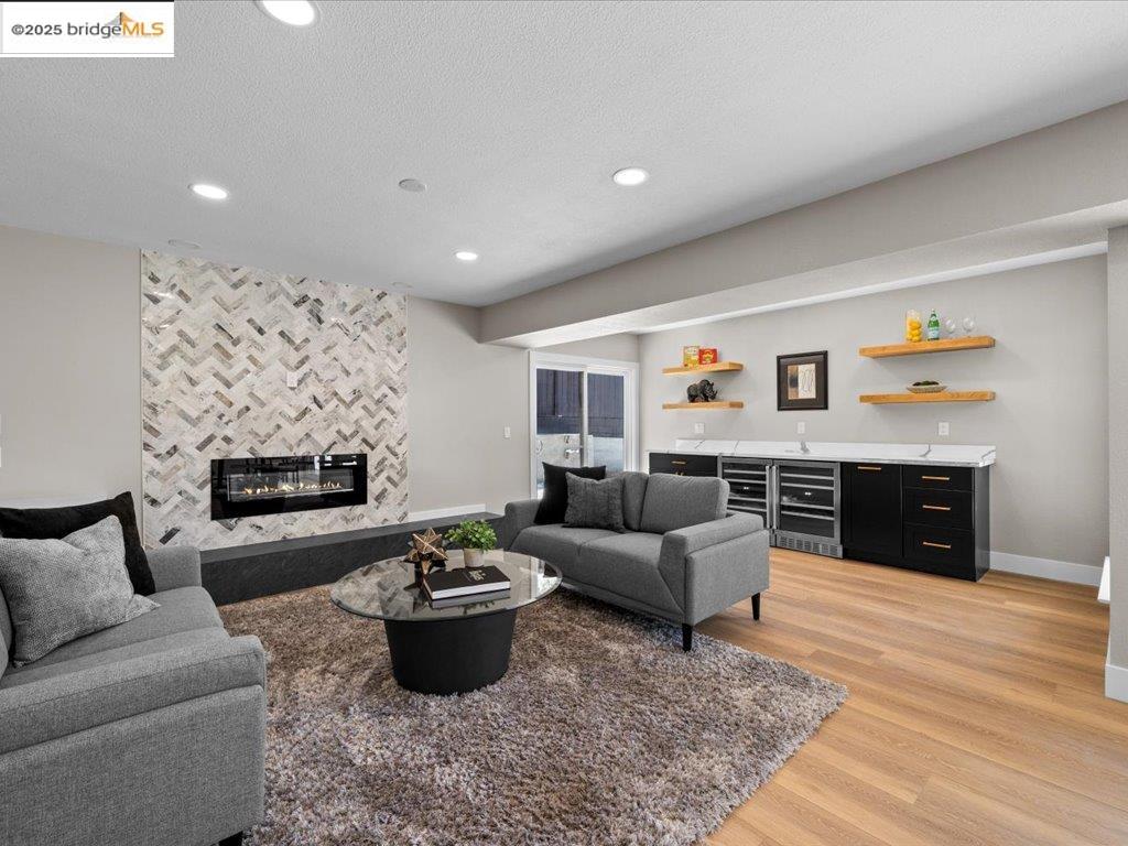 Detail Gallery Image 28 of 42 For 27781 Pleasant Hill Ct, Hayward,  CA 94542 - 5 Beds | 3 Baths