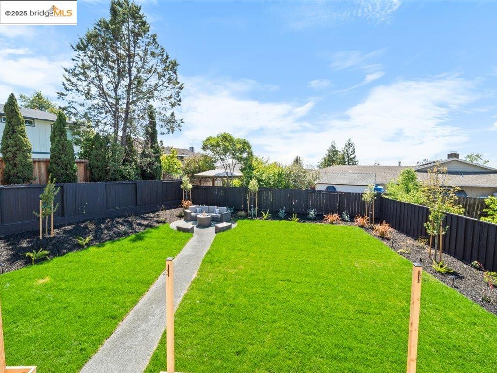 Detail Gallery Image 36 of 42 For 27781 Pleasant Hill Ct, Hayward,  CA 94542 - 5 Beds | 3 Baths