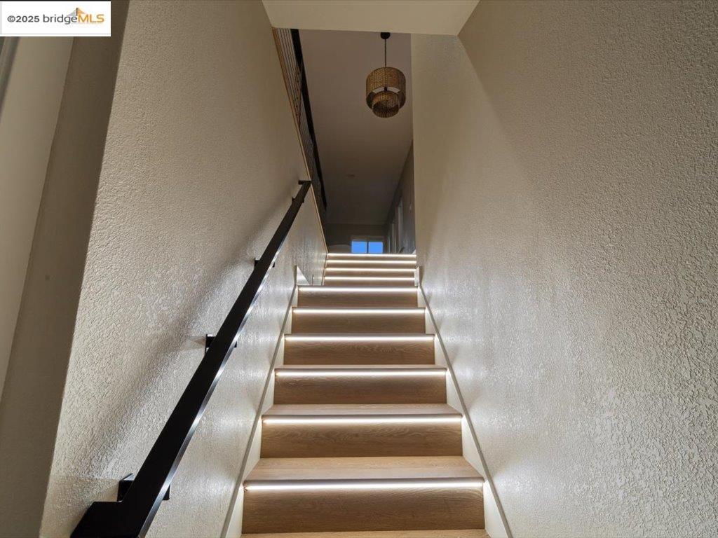 Detail Gallery Image 40 of 42 For 27781 Pleasant Hill Ct, Hayward,  CA 94542 - 5 Beds | 3 Baths