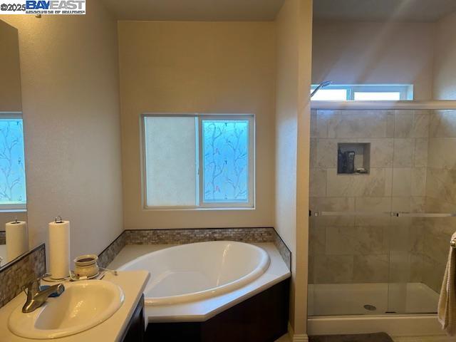 Detail Gallery Image 14 of 35 For 289 Maui Circle, Union City,  CA 94587 - 3 Beds | 2 Baths