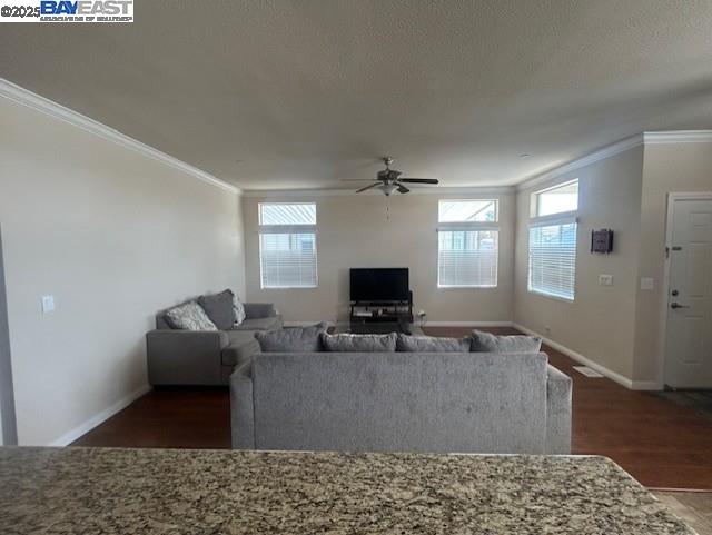 Detail Gallery Image 8 of 35 For 289 Maui Circle, Union City,  CA 94587 - 3 Beds | 2 Baths