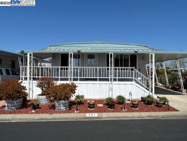Detail Gallery Image 1 of 1 For 541 Santa Ynez, San Leandro,  CA 94579 - 2 Beds | 2 Baths