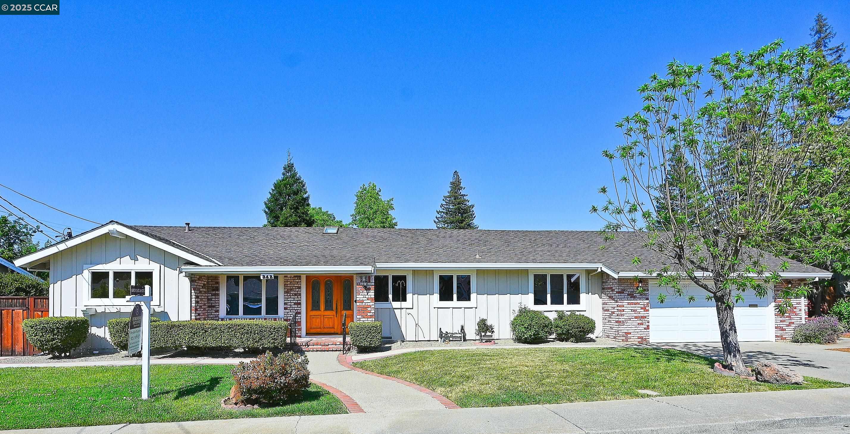 Detail Gallery Image 2 of 48 For 342 Fenway Dr, Walnut Creek,  CA 94598 - 4 Beds | 2 Baths
