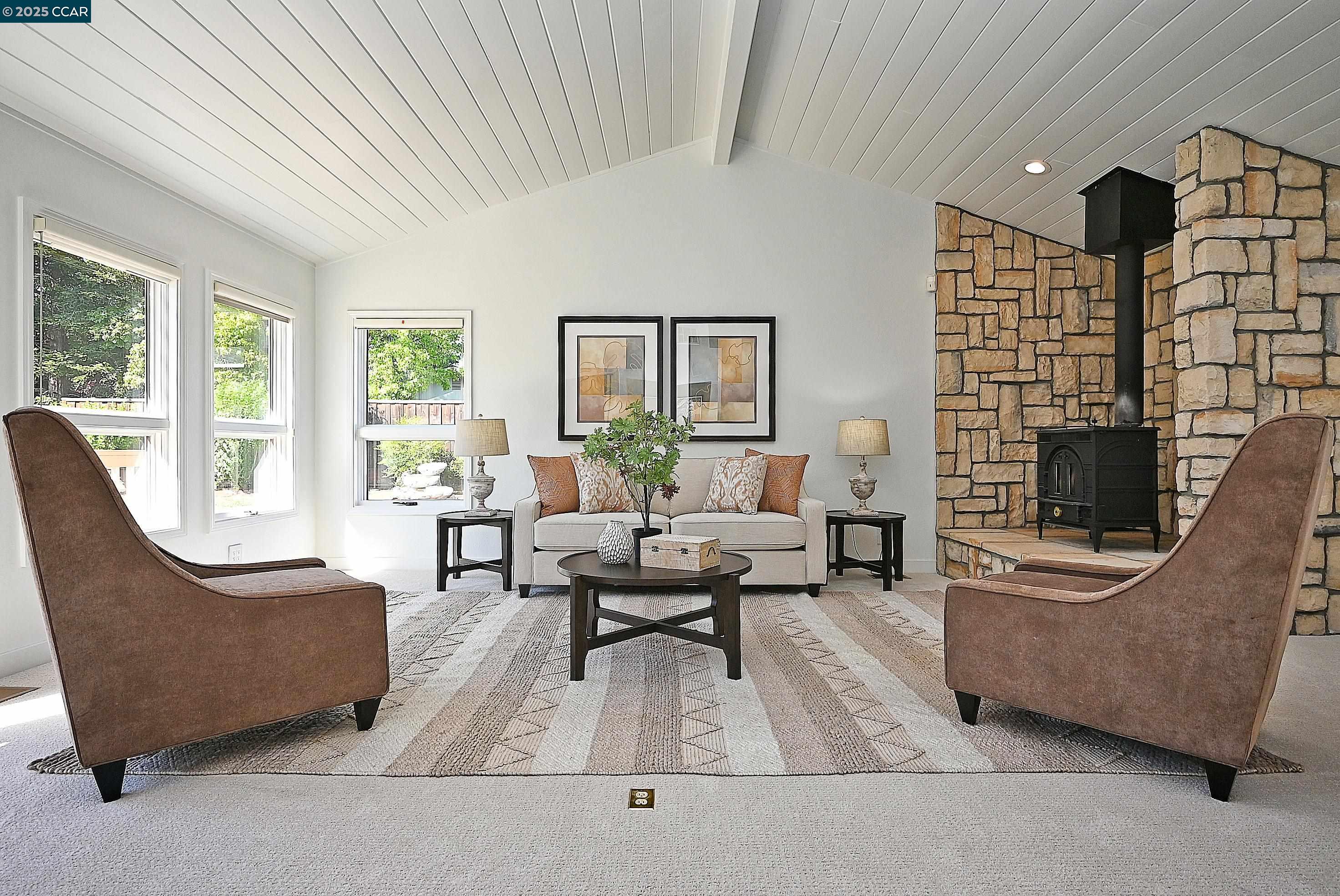 Detail Gallery Image 13 of 48 For 342 Fenway Dr, Walnut Creek,  CA 94598 - 4 Beds | 2 Baths