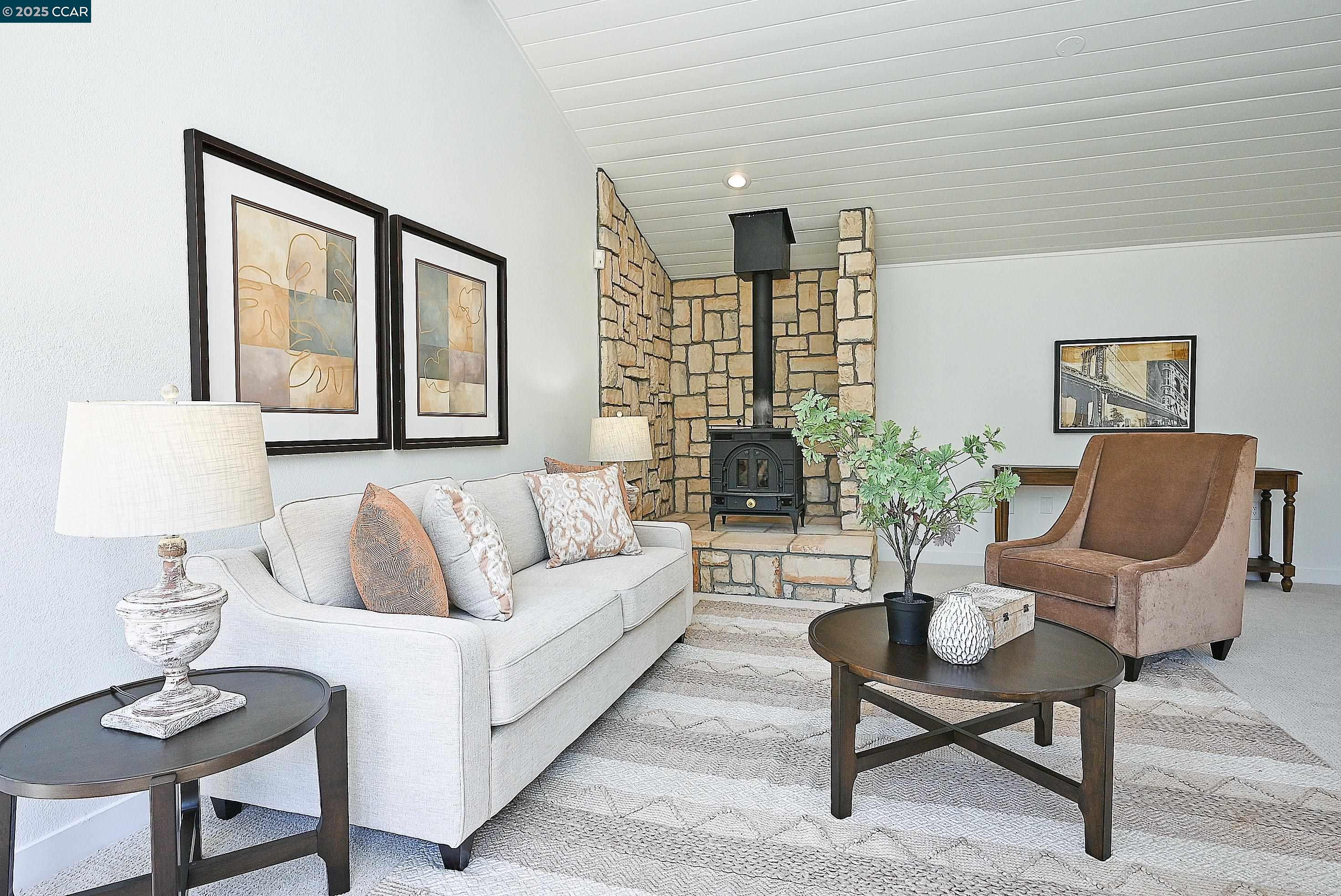 Detail Gallery Image 14 of 48 For 342 Fenway Dr, Walnut Creek,  CA 94598 - 4 Beds | 2 Baths