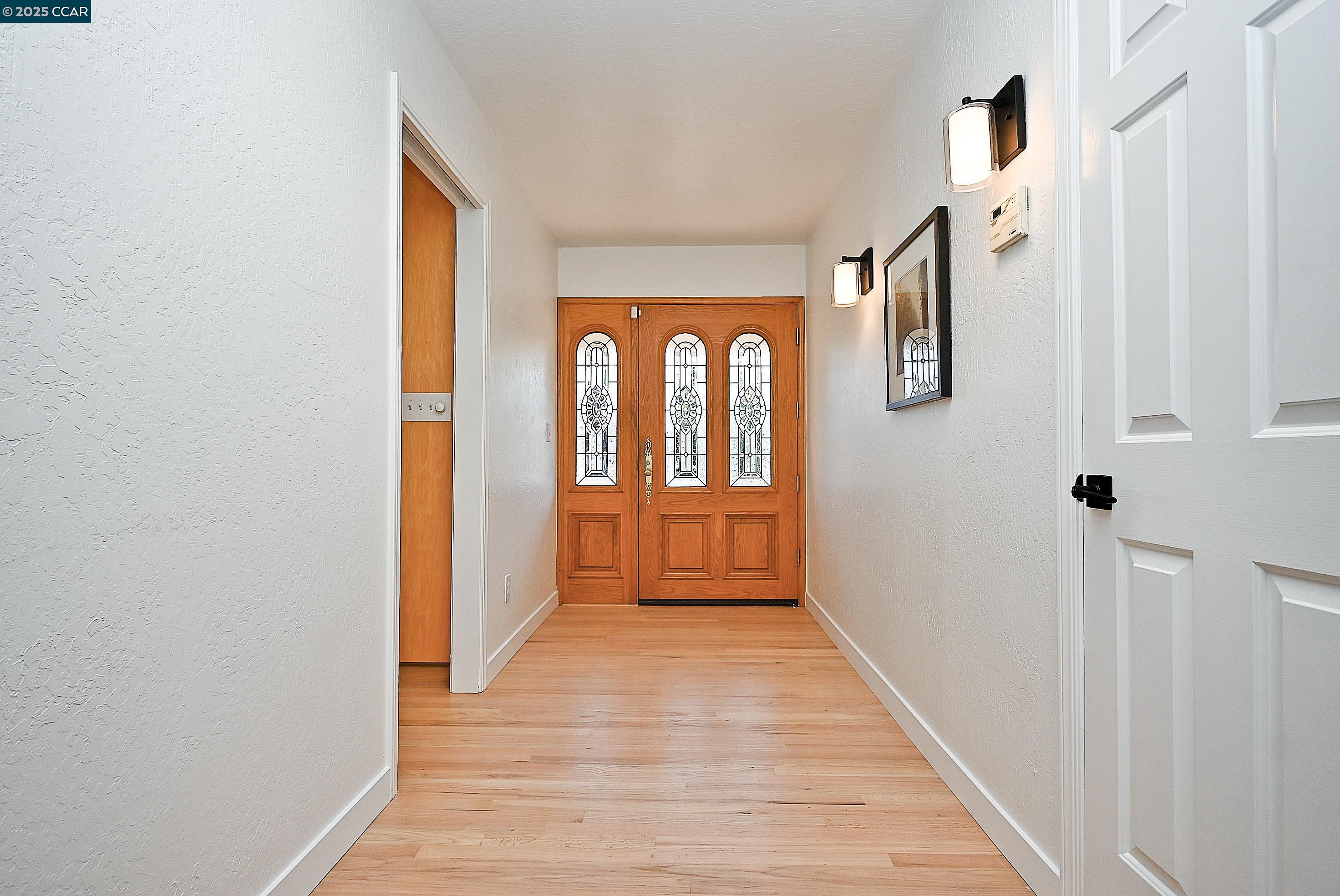 Detail Gallery Image 23 of 48 For 342 Fenway Dr, Walnut Creek,  CA 94598 - 4 Beds | 2 Baths
