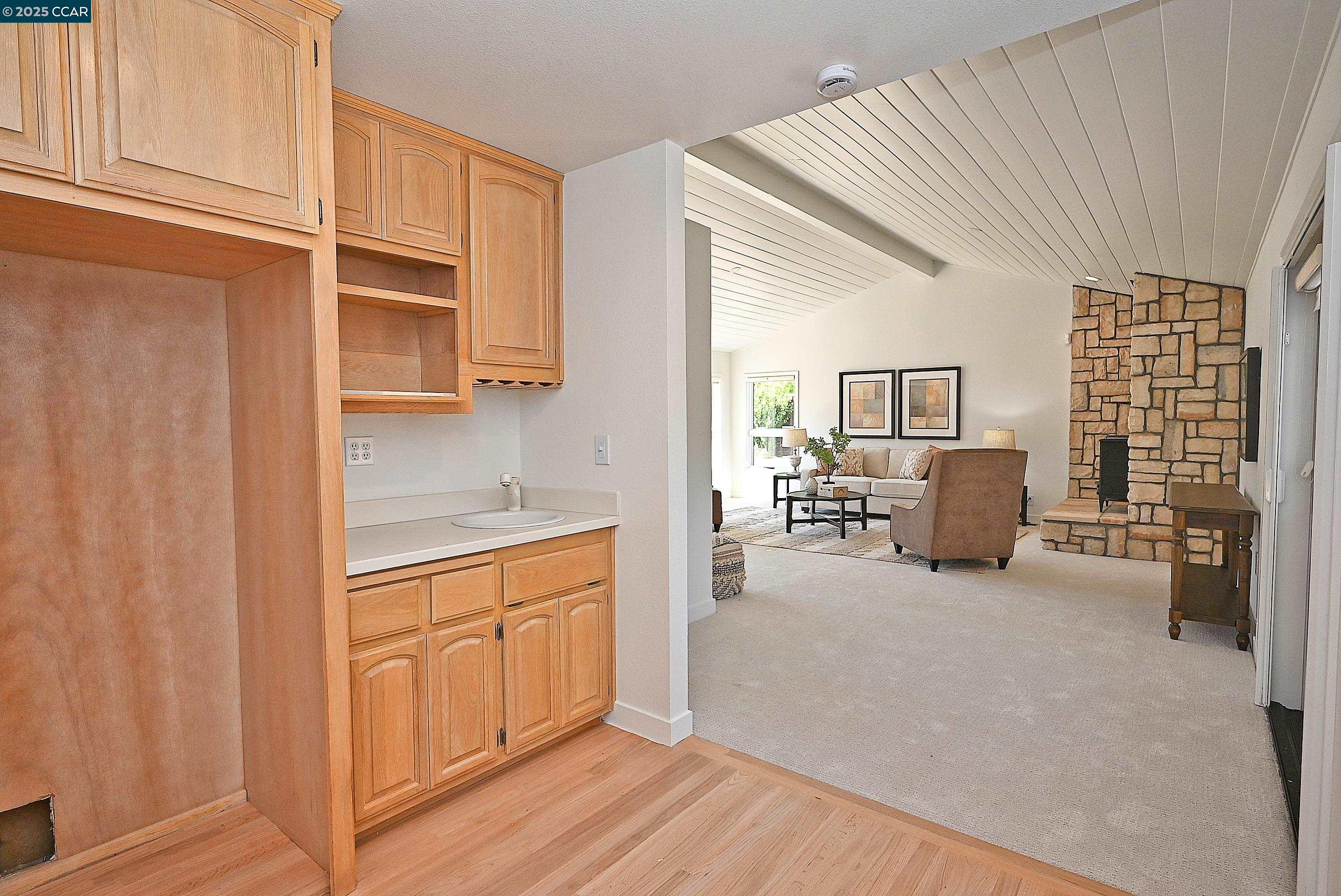 Detail Gallery Image 27 of 48 For 342 Fenway Dr, Walnut Creek,  CA 94598 - 4 Beds | 2 Baths