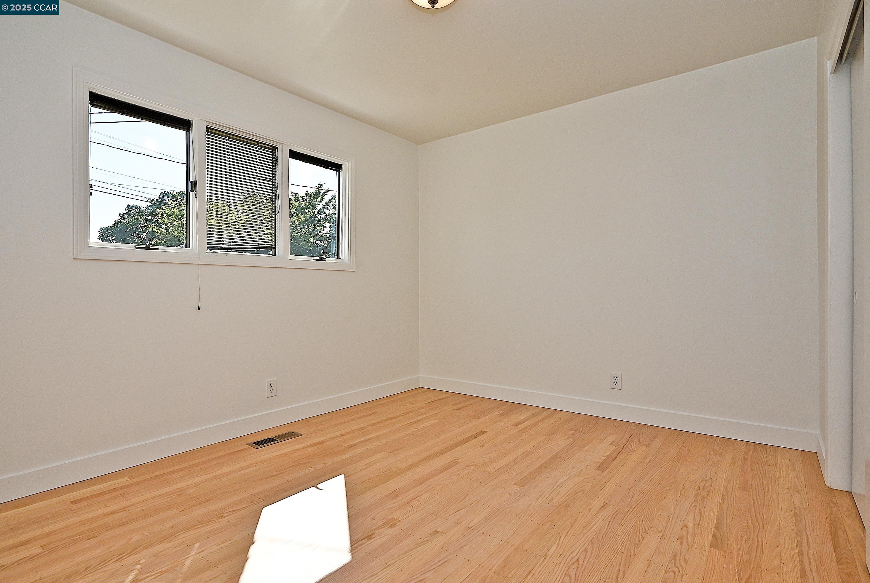 Detail Gallery Image 37 of 48 For 342 Fenway Dr, Walnut Creek,  CA 94598 - 4 Beds | 2 Baths