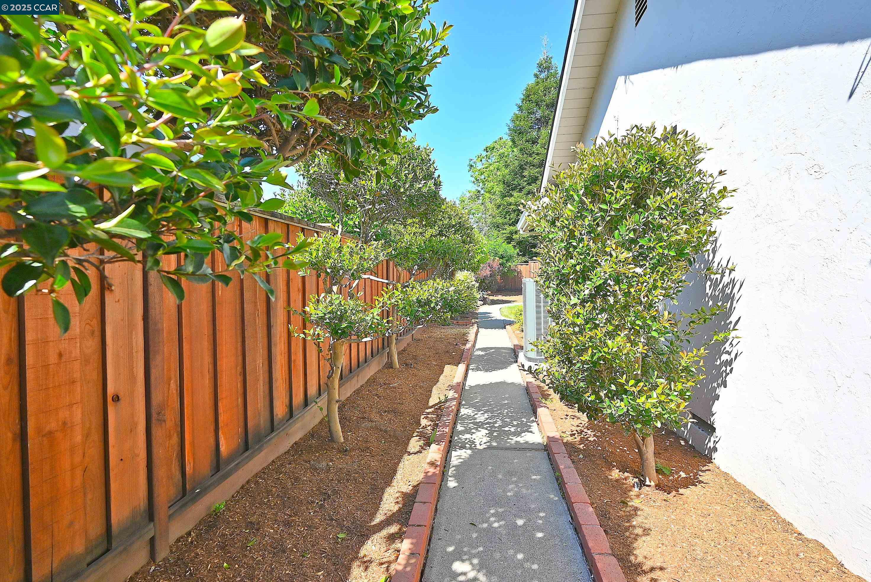 Detail Gallery Image 44 of 48 For 342 Fenway Dr, Walnut Creek,  CA 94598 - 4 Beds | 2 Baths