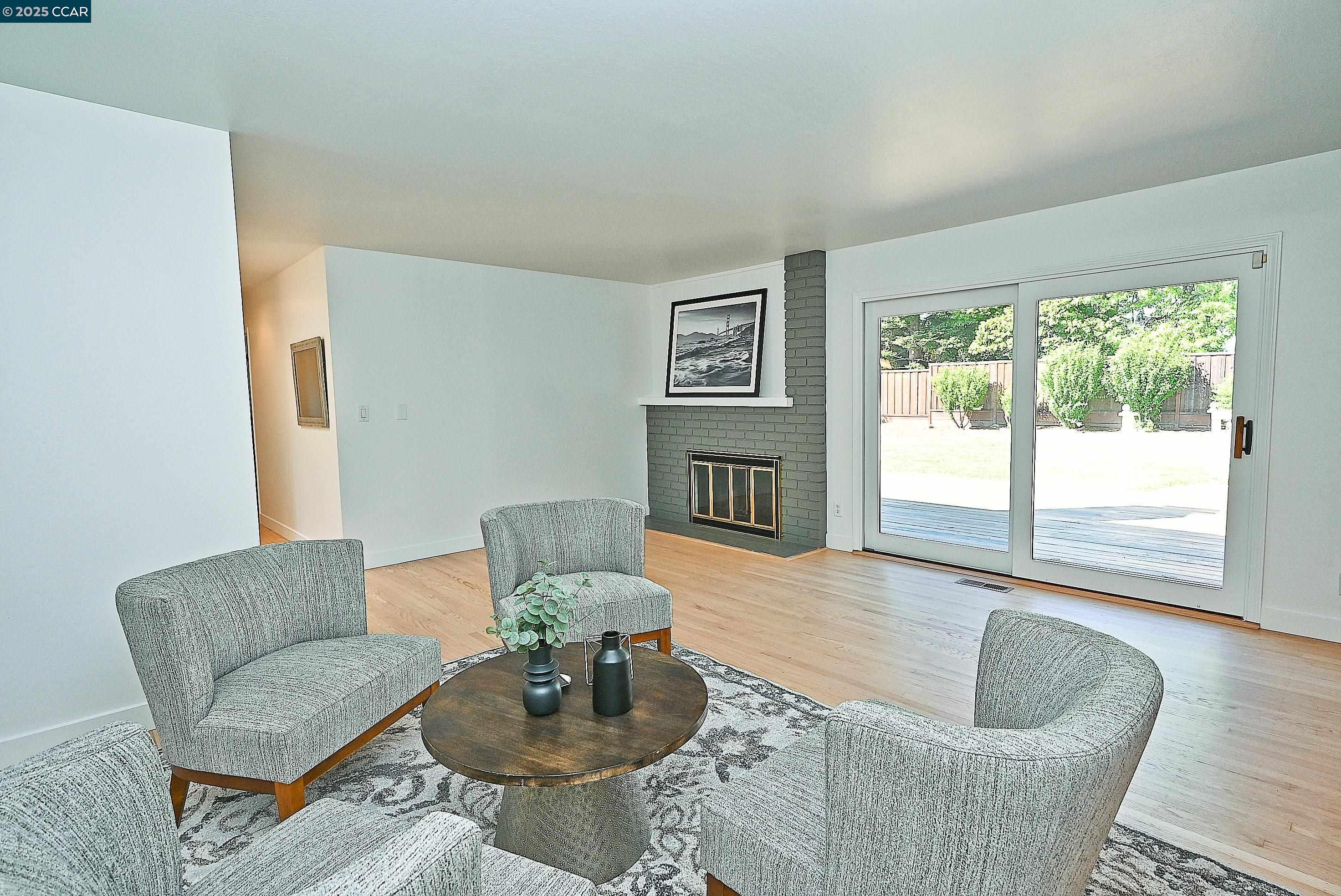 Detail Gallery Image 6 of 48 For 342 Fenway Dr, Walnut Creek,  CA 94598 - 4 Beds | 2 Baths