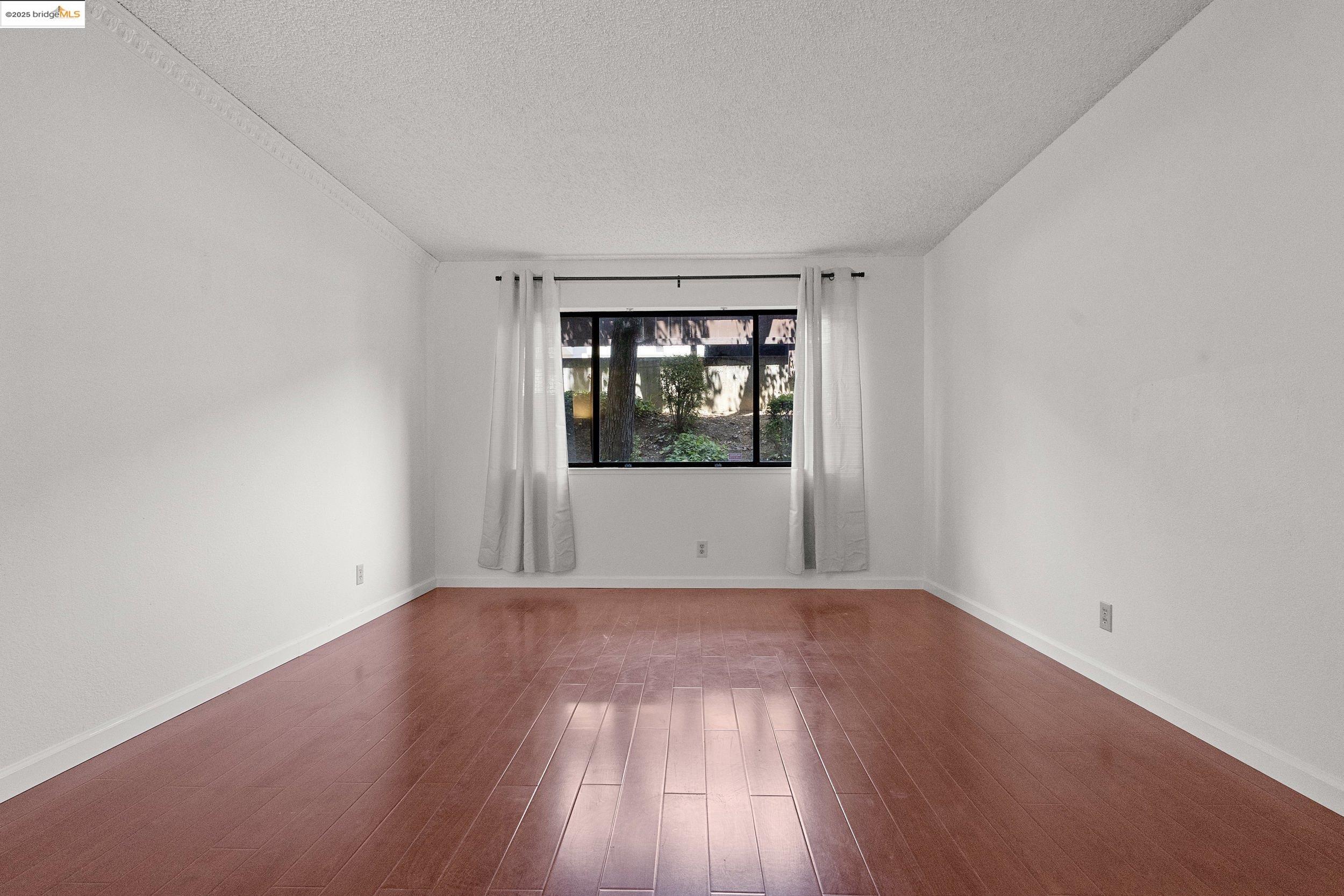 Detail Gallery Image 19 of 51 For 22012 Sevilla Rd #102,  Hayward,  CA 94541 - 2 Beds | 2 Baths