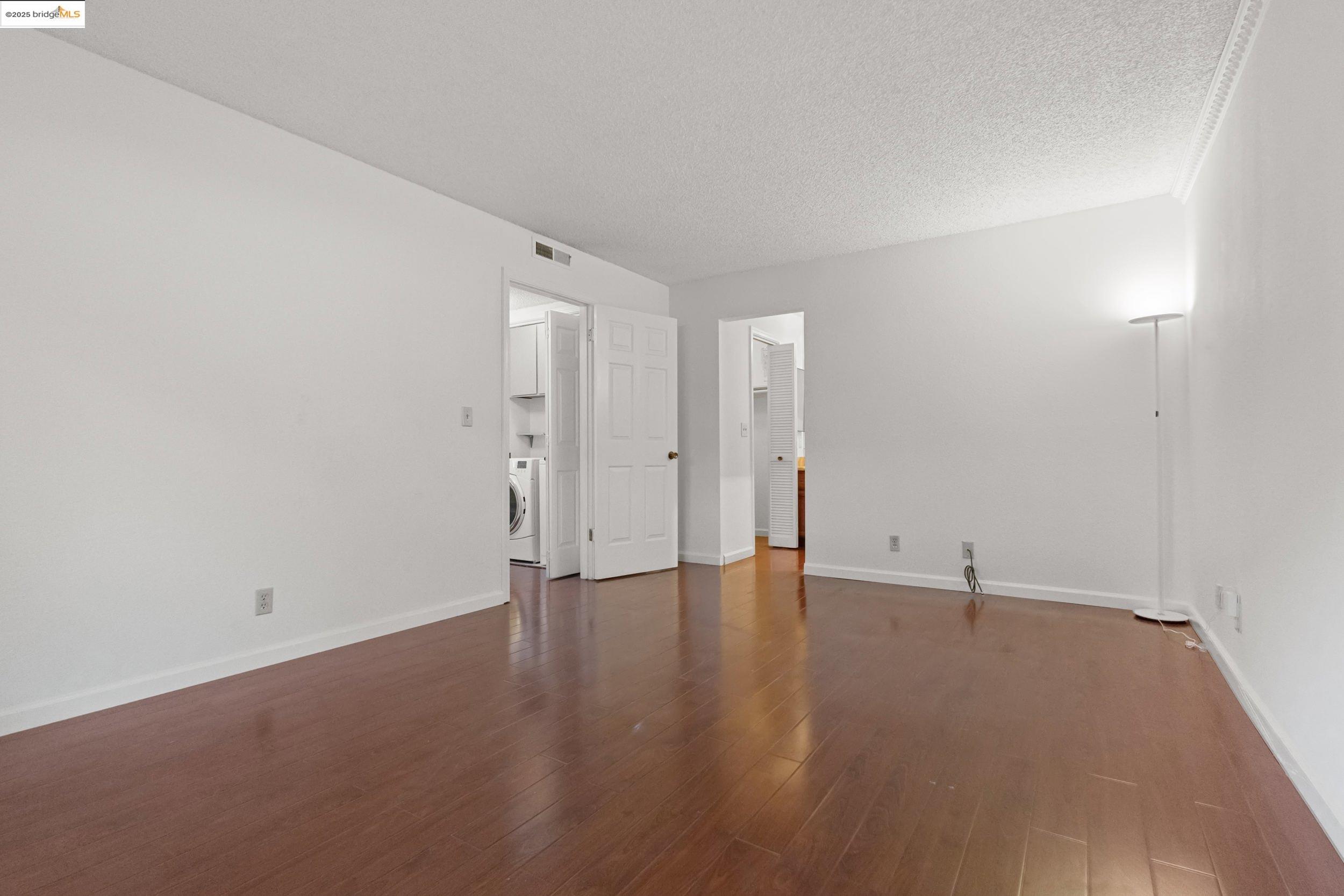 Detail Gallery Image 20 of 51 For 22012 Sevilla Rd #102,  Hayward,  CA 94541 - 2 Beds | 2 Baths