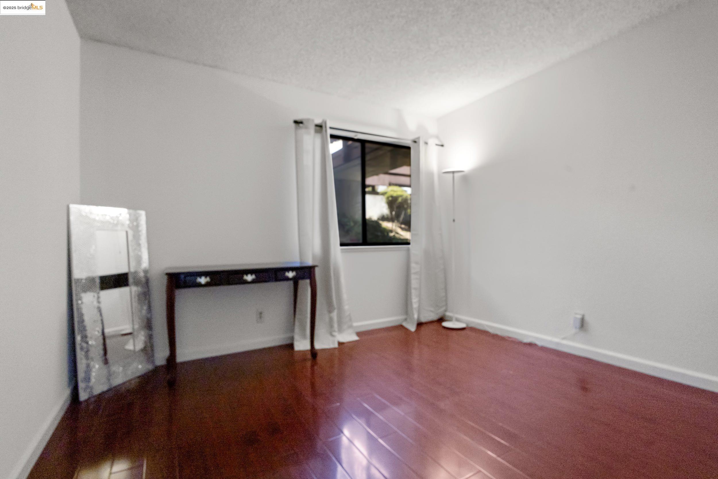 Detail Gallery Image 24 of 51 For 22012 Sevilla Rd #102,  Hayward,  CA 94541 - 2 Beds | 2 Baths