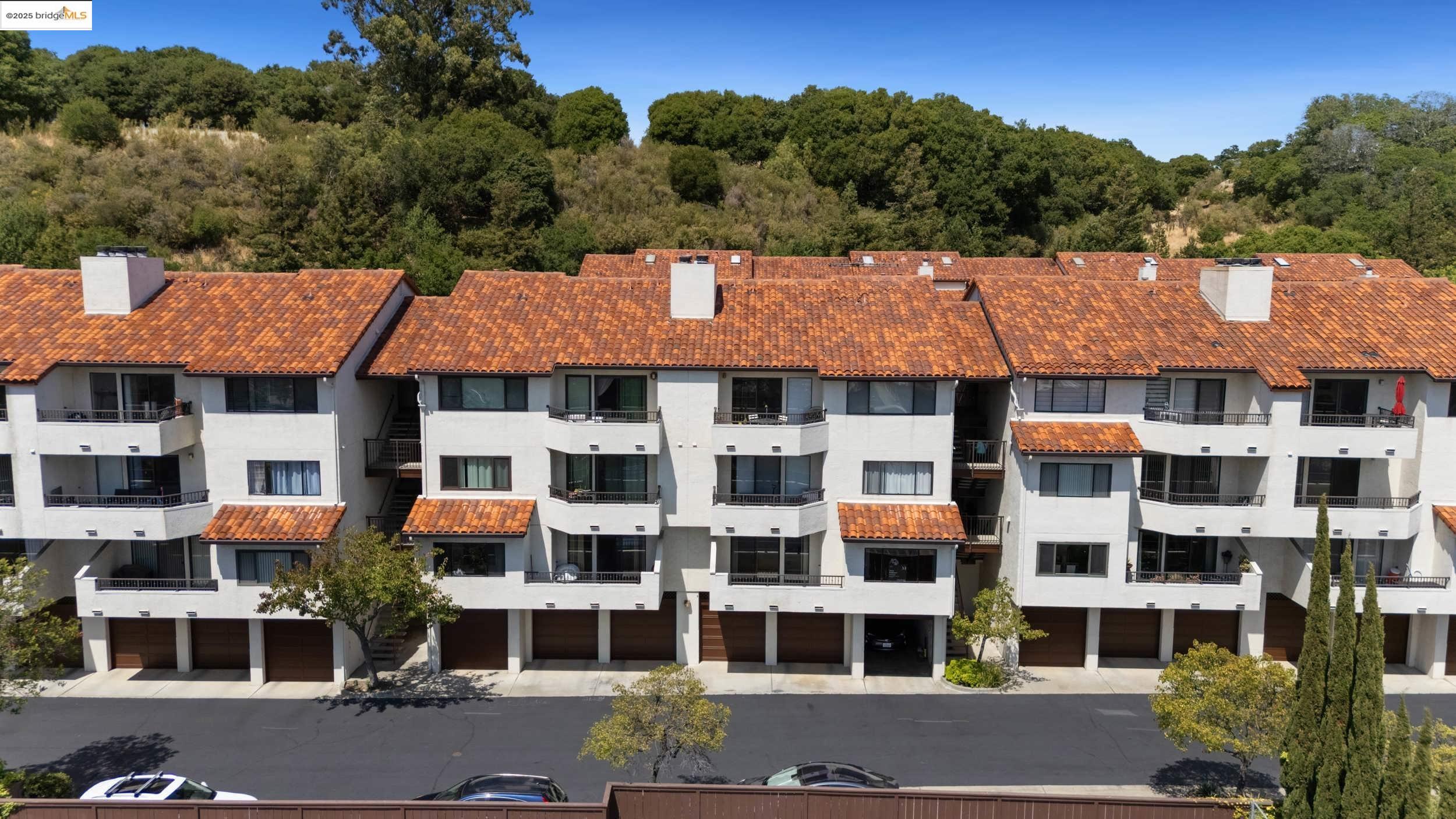 Detail Gallery Image 39 of 51 For 22012 Sevilla Rd #102,  Hayward,  CA 94541 - 2 Beds | 2 Baths