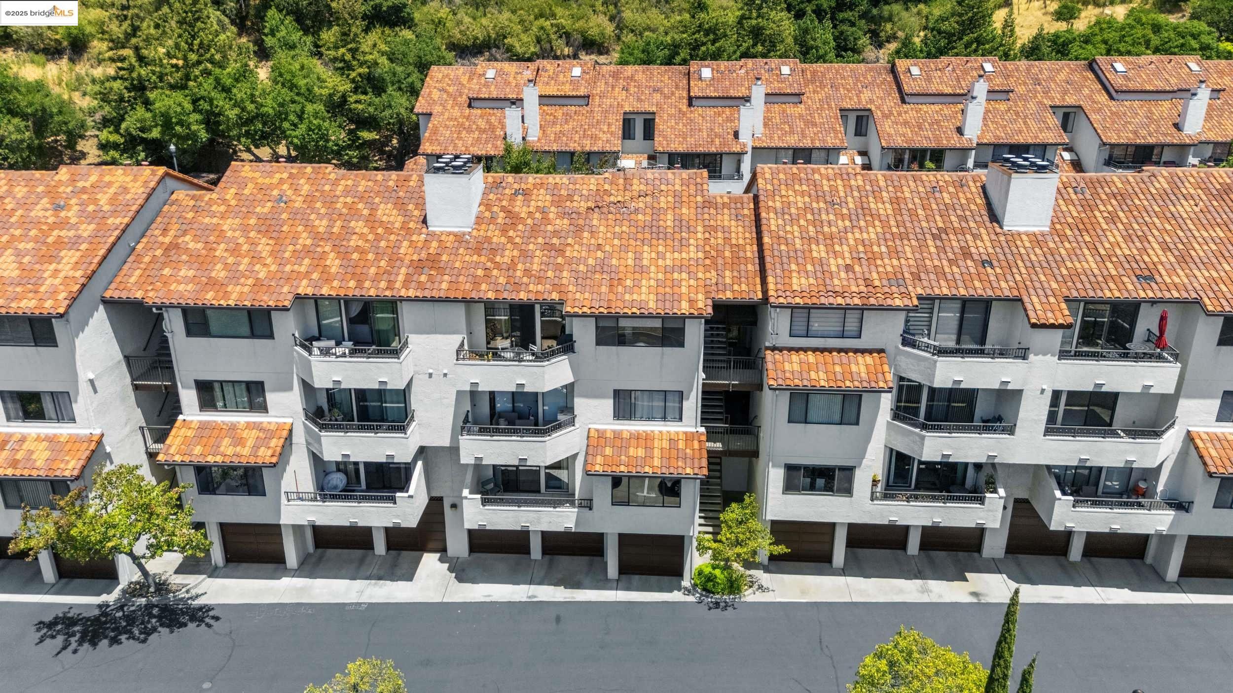 Detail Gallery Image 40 of 51 For 22012 Sevilla Rd #102,  Hayward,  CA 94541 - 2 Beds | 2 Baths