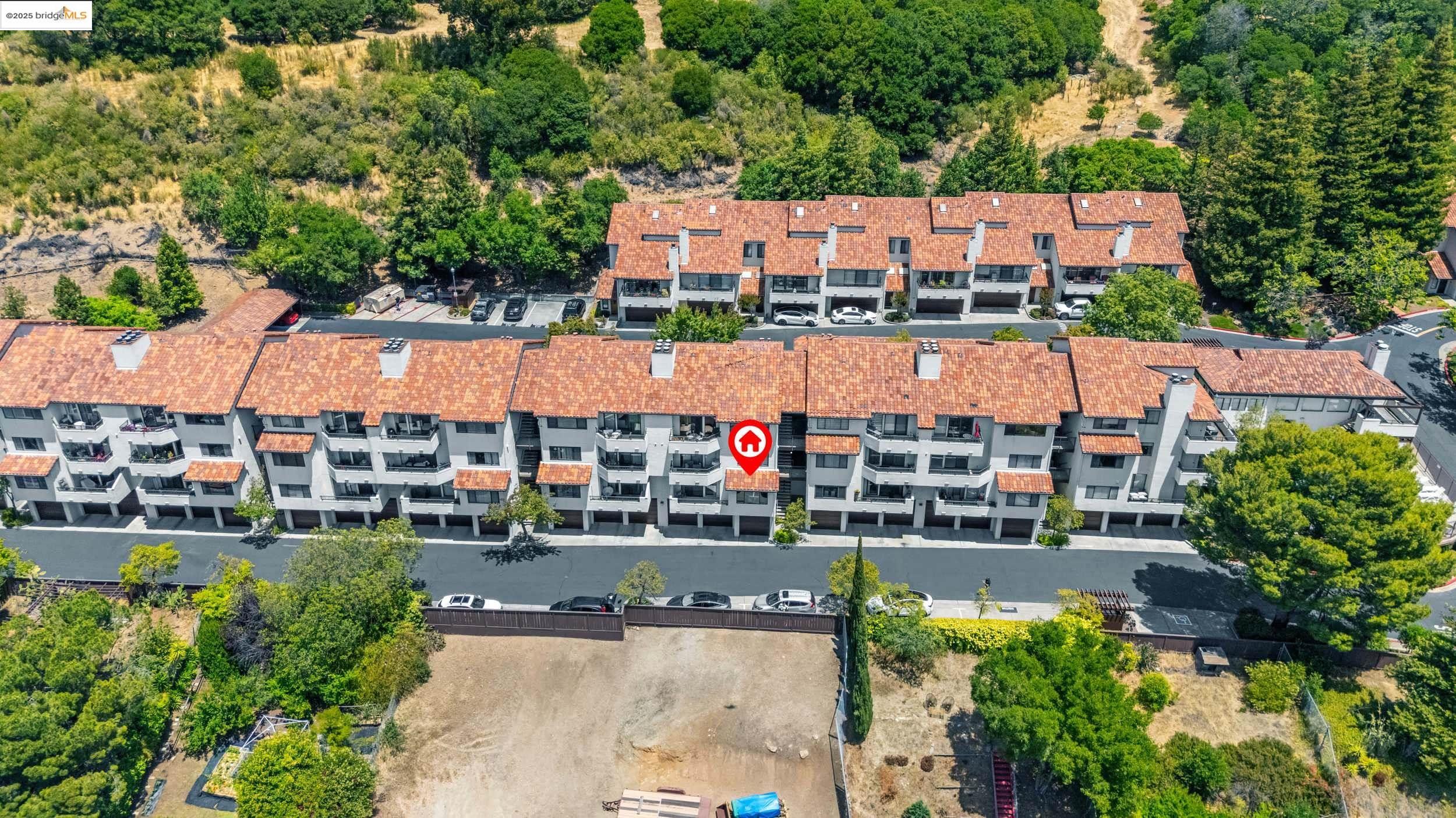 Detail Gallery Image 41 of 51 For 22012 Sevilla Rd #102,  Hayward,  CA 94541 - 2 Beds | 2 Baths