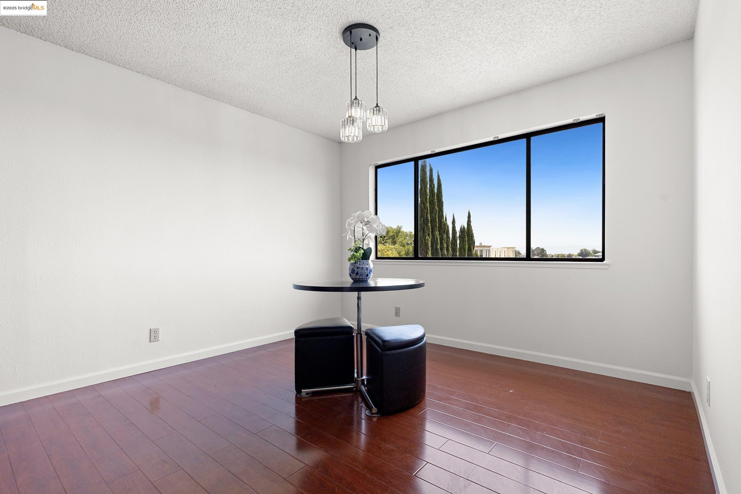 Photo #10: 41096023 Listing: Photo #10