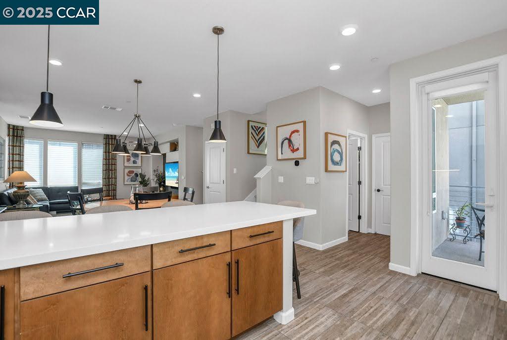 Detail Gallery Image 15 of 43 For 2957 Valley of Hearts Delight, San Jose,  CA 95136 - 4 Beds | 3/1 Baths