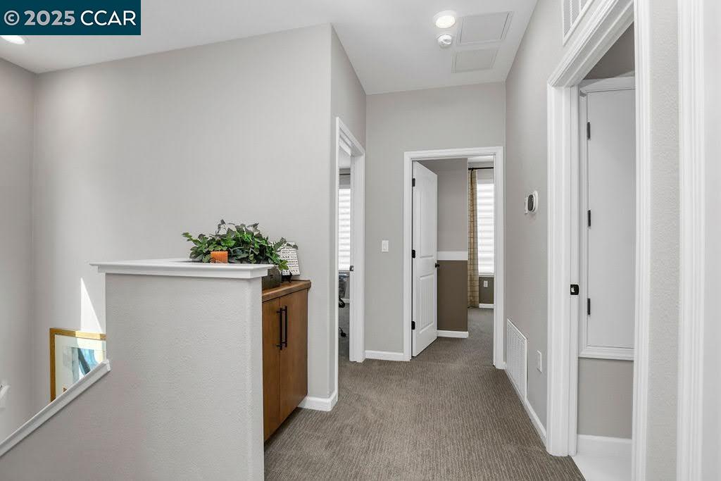 Detail Gallery Image 19 of 43 For 2957 Valley of Hearts Delight, San Jose,  CA 95136 - 4 Beds | 3/1 Baths
