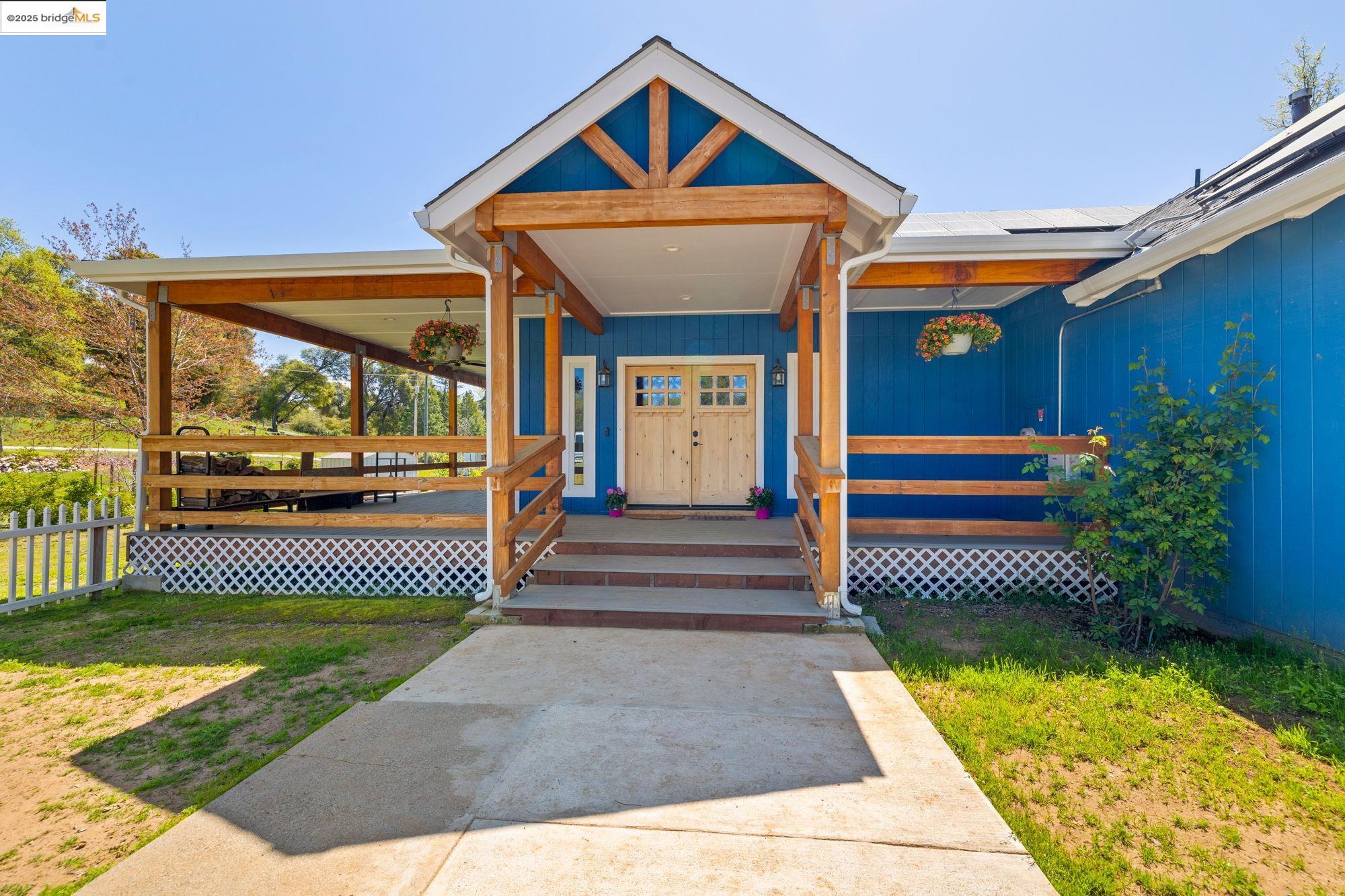 Detail Gallery Image 1 of 52 For 18060 Rob Ric Road, Sonora,  CA 95370 - 4 Beds | 2 Baths