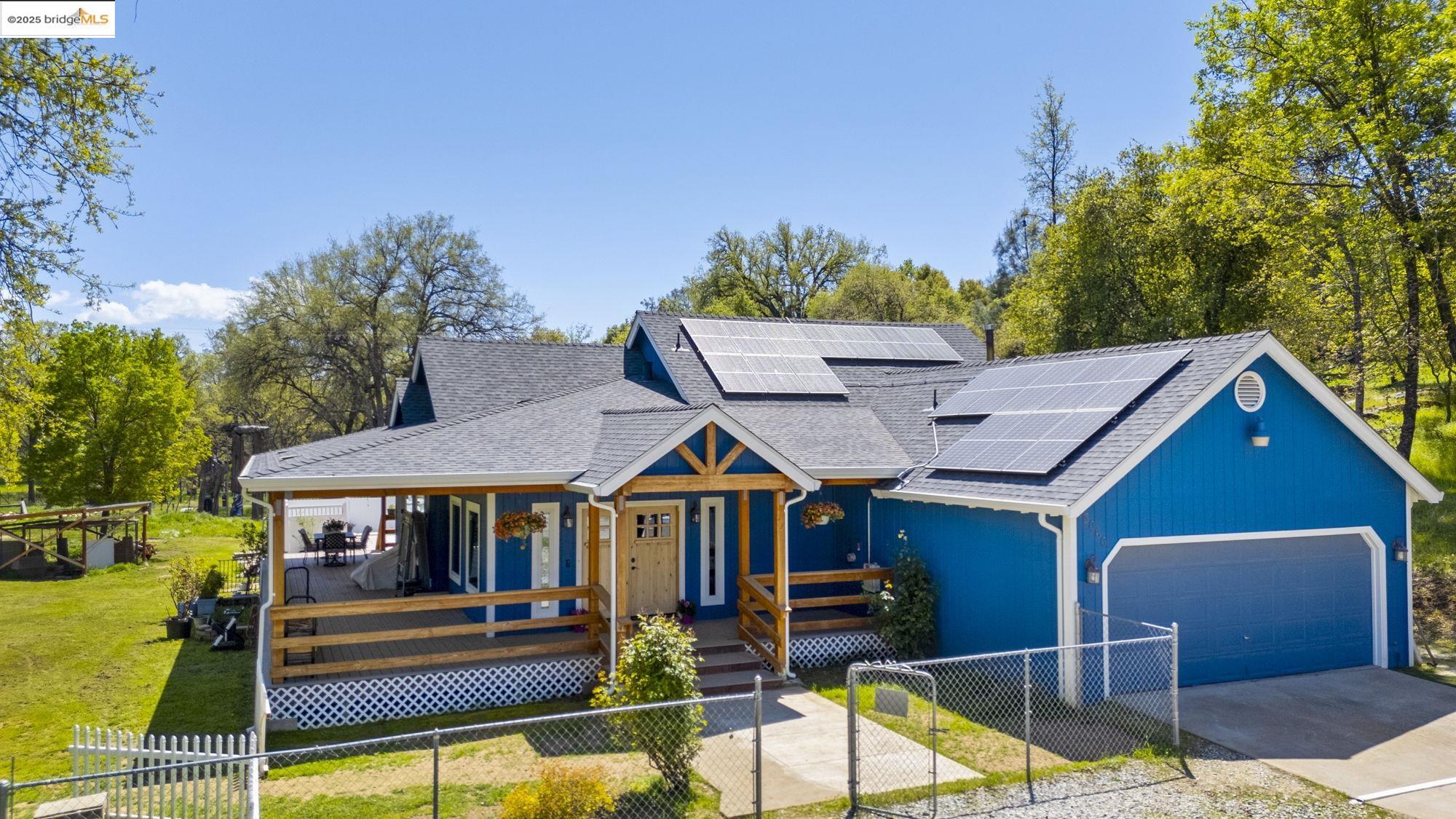 Detail Gallery Image 2 of 52 For 18060 Rob Ric Road, Sonora,  CA 95370 - 4 Beds | 2 Baths