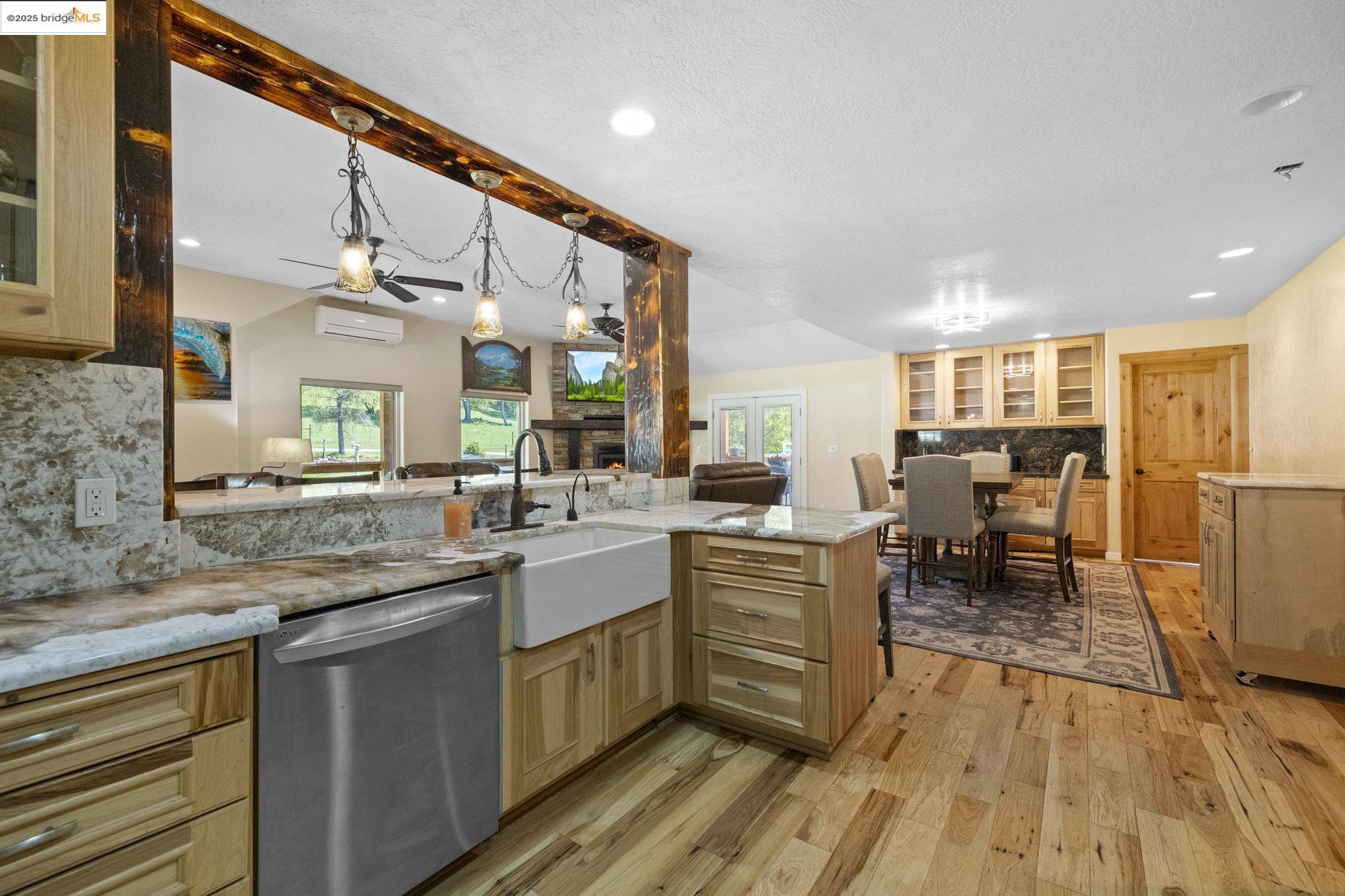 Detail Gallery Image 15 of 52 For 18060 Rob Ric Road, Sonora,  CA 95370 - 4 Beds | 2 Baths