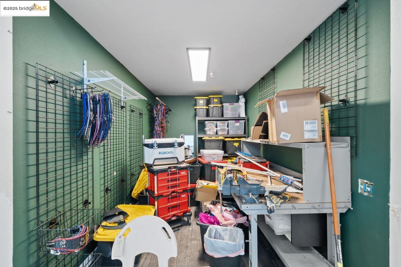 2911 Shattuck Ave, Berkeley, California 94705, ,Commercial Lease,For Rent,2911 Shattuck Ave,41096032