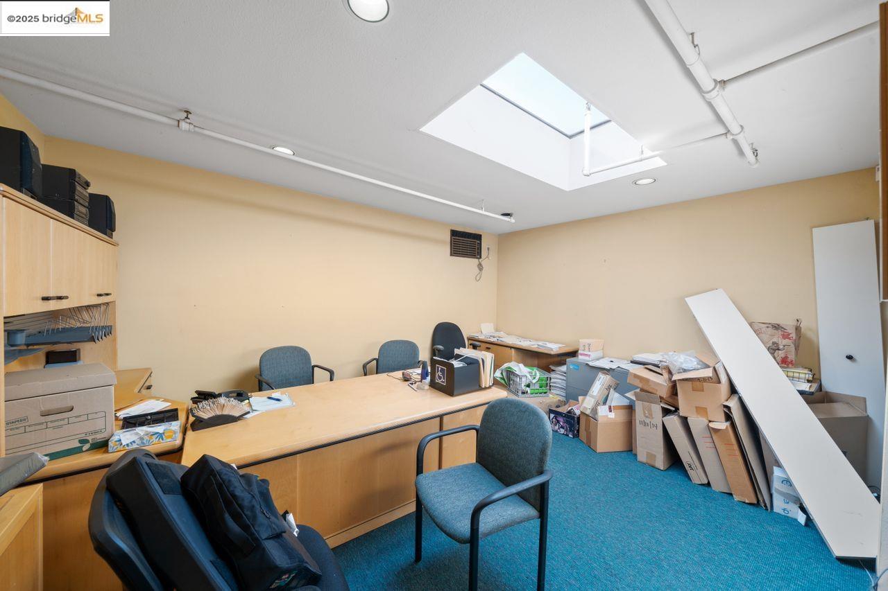 2911 Shattuck Ave, Berkeley, California 94705, ,Commercial Lease,For Rent,2911 Shattuck Ave,41096032