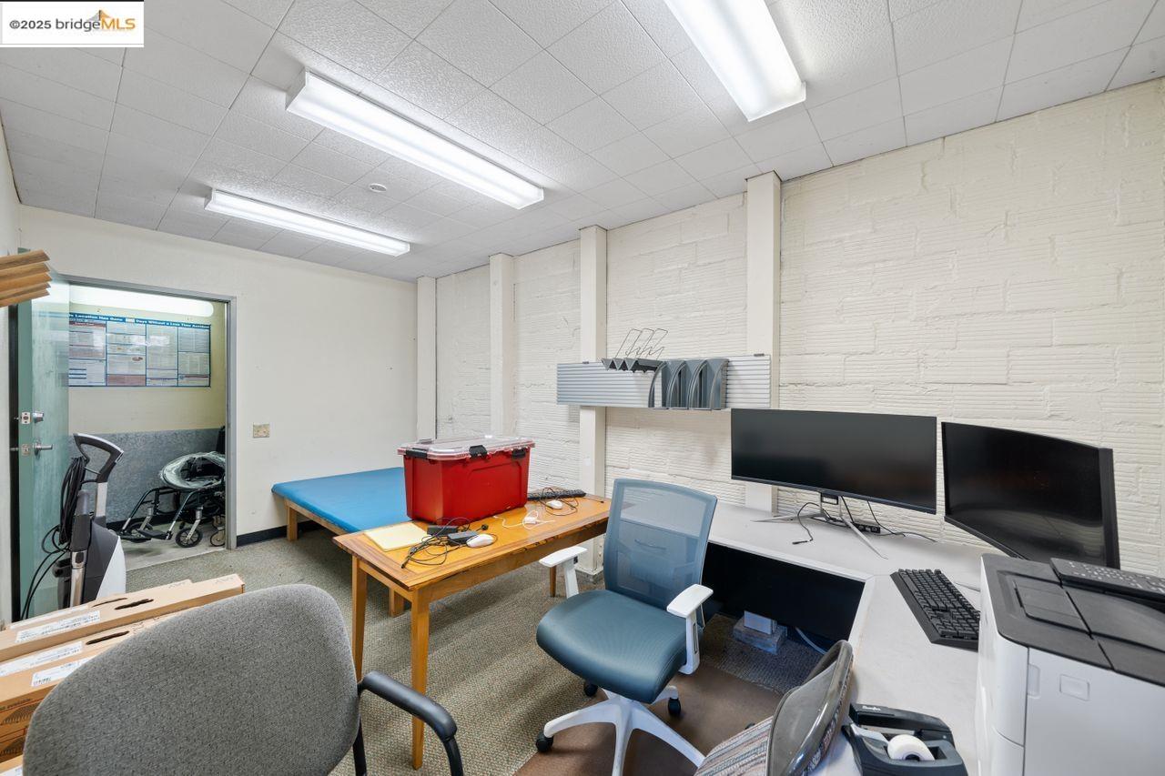2911 Shattuck Ave, Berkeley, California 94705, ,Commercial Lease,For Rent,2911 Shattuck Ave,41096032