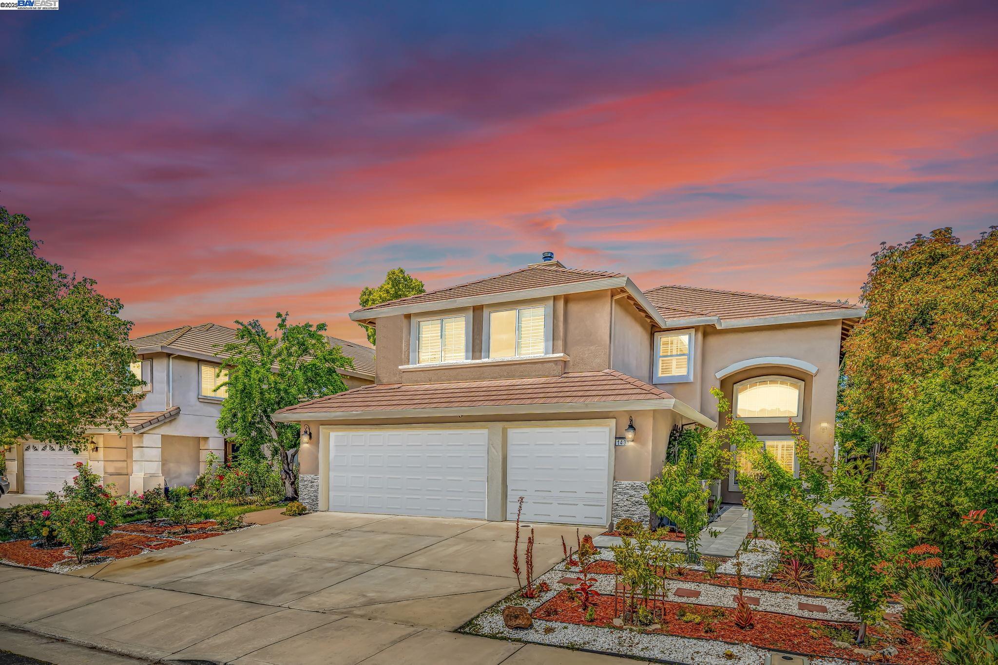 Detail Gallery Image 1 of 55 For 1431 Hepburn St, Tracy,  CA 95376 - 4 Beds | 2/1 Baths