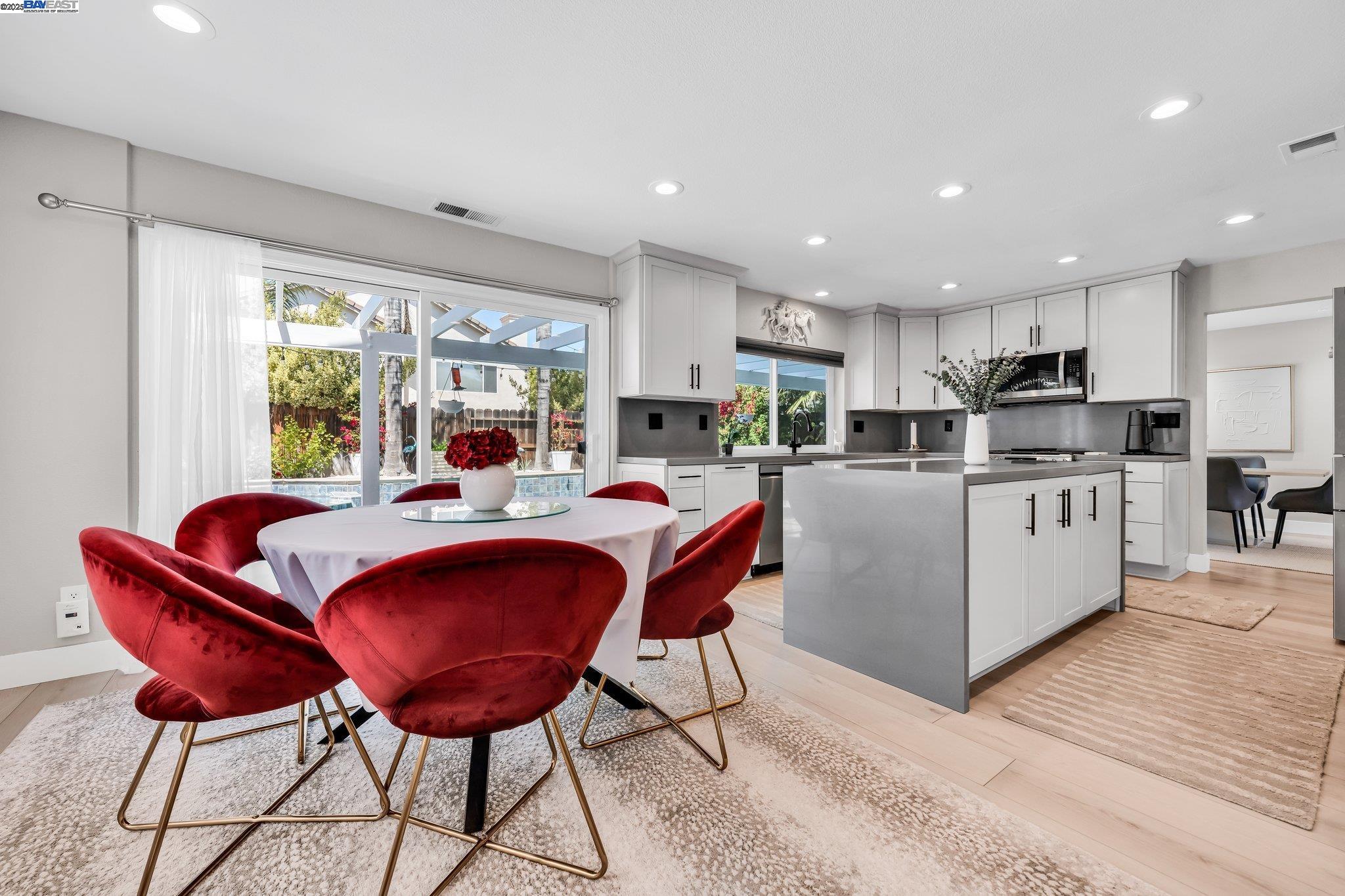Detail Gallery Image 14 of 55 For 1431 Hepburn St, Tracy,  CA 95376 - 4 Beds | 2/1 Baths