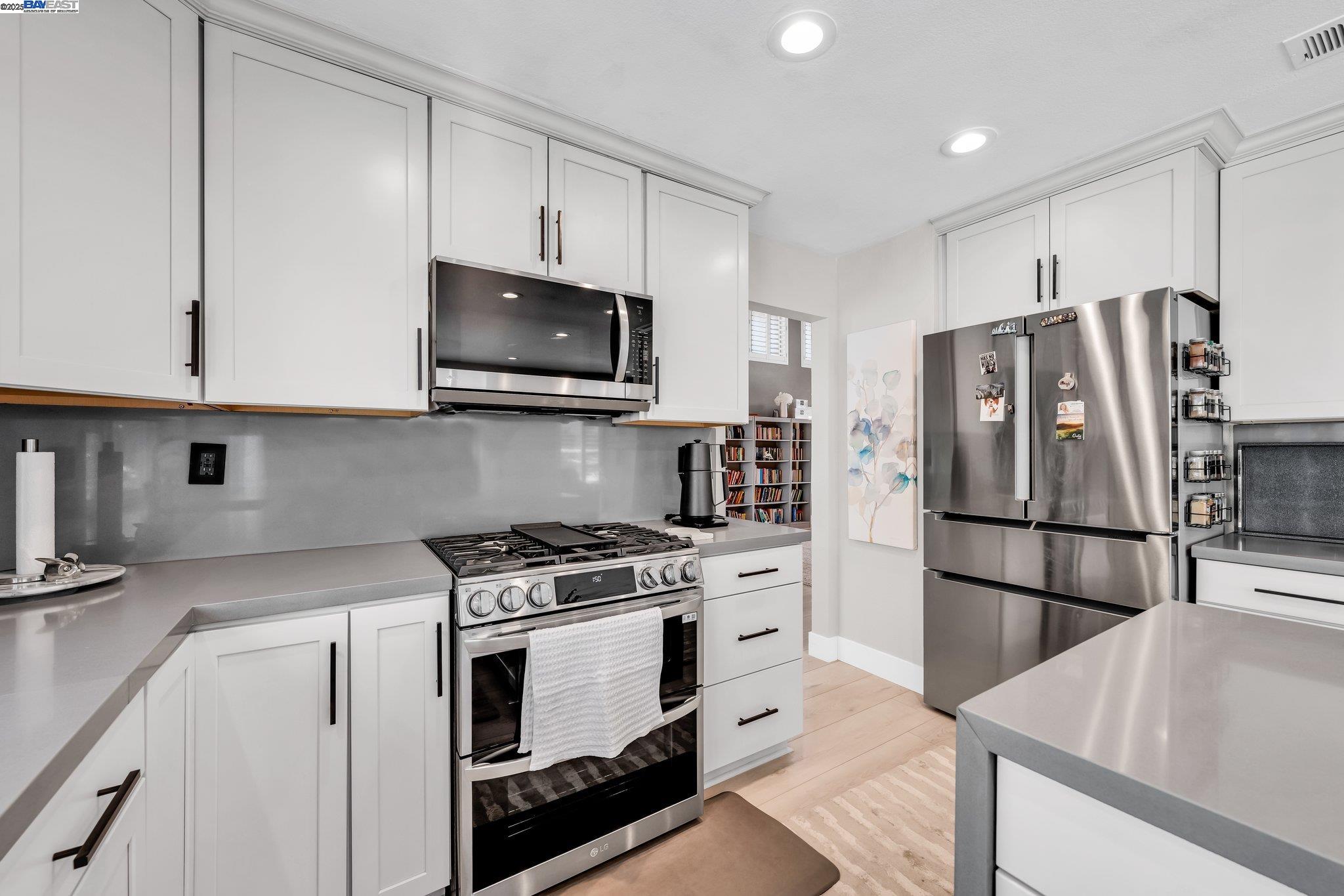 Detail Gallery Image 16 of 55 For 1431 Hepburn St, Tracy,  CA 95376 - 4 Beds | 2/1 Baths