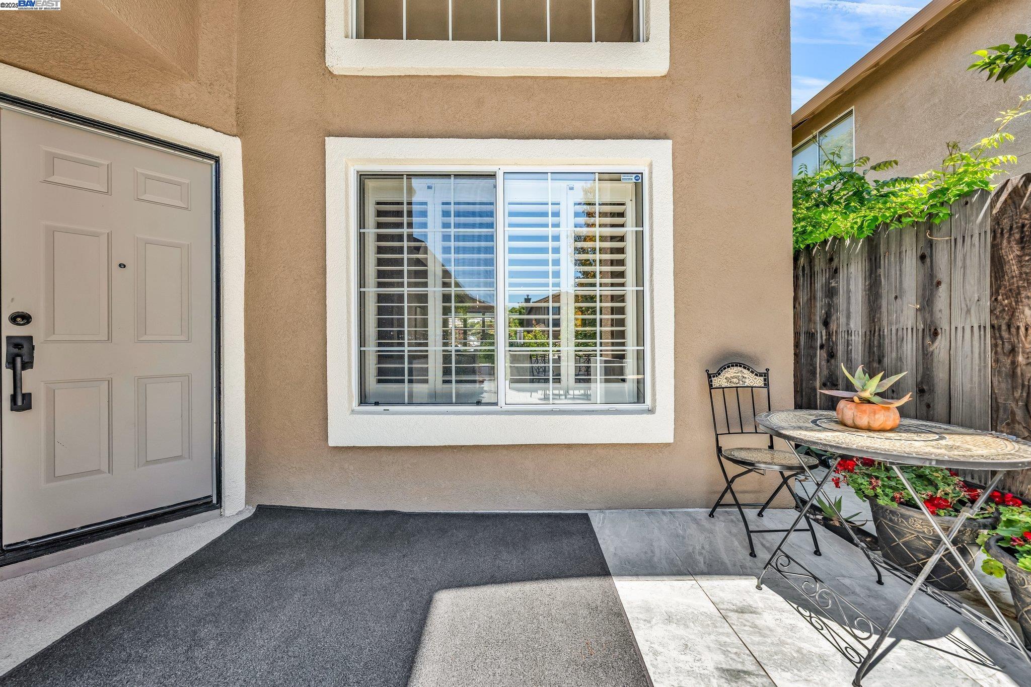 Detail Gallery Image 5 of 55 For 1431 Hepburn St, Tracy,  CA 95376 - 4 Beds | 2/1 Baths