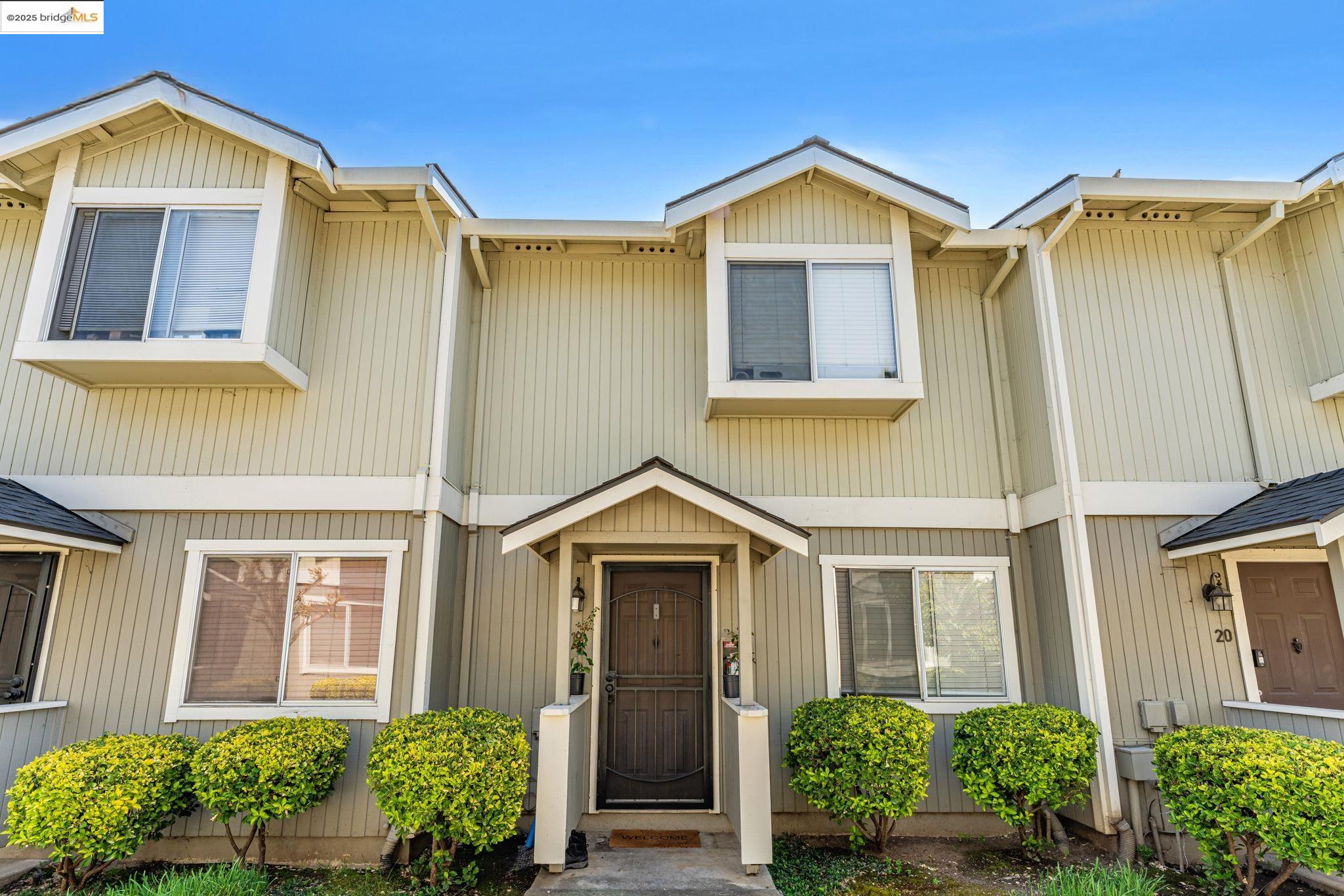 MLS: 41096036 Condo For Sale