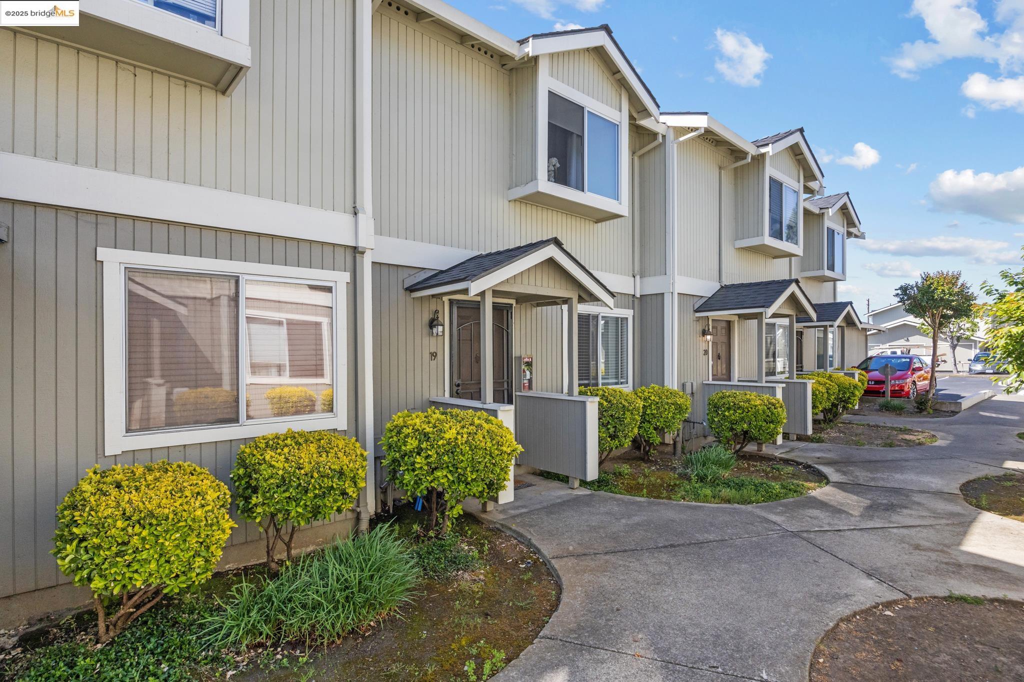 Photo #3: 41096036 Listing 
