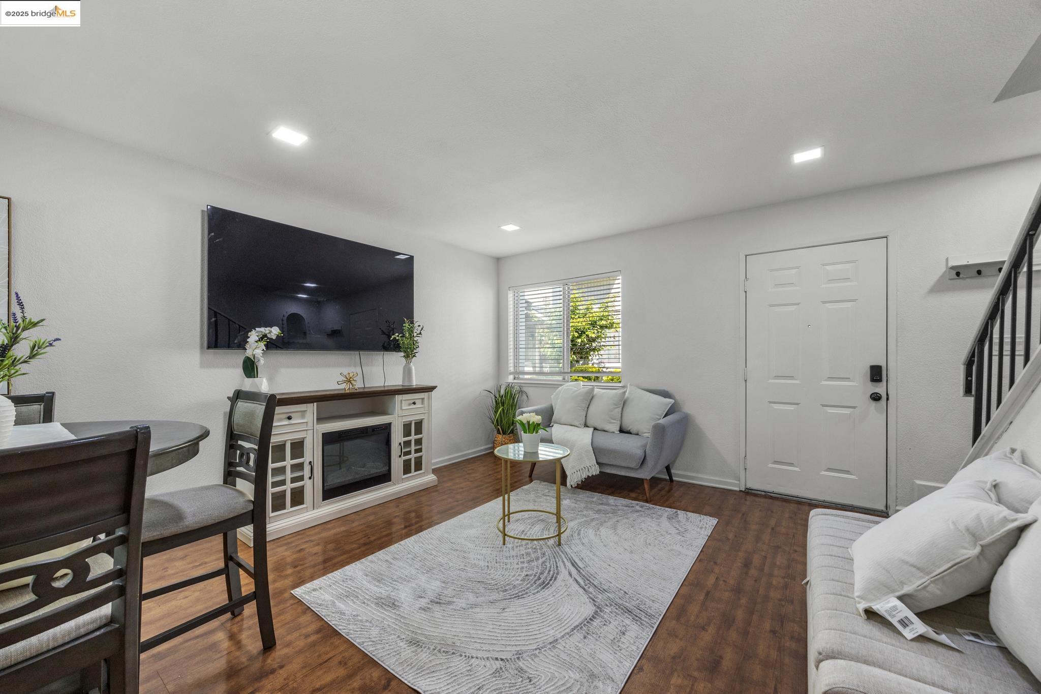 Photo #9: 41096036 Listing: Photo #9