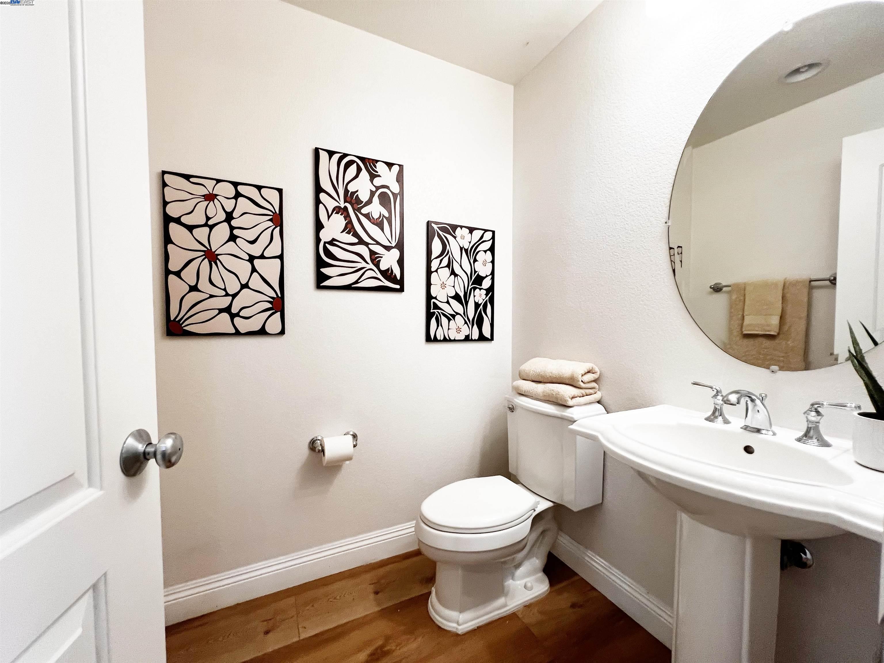 Detail Gallery Image 16 of 52 For 49031 Woodgrove Cmn, Fremont,  CA 94539 - 3 Beds | 2/1 Baths
