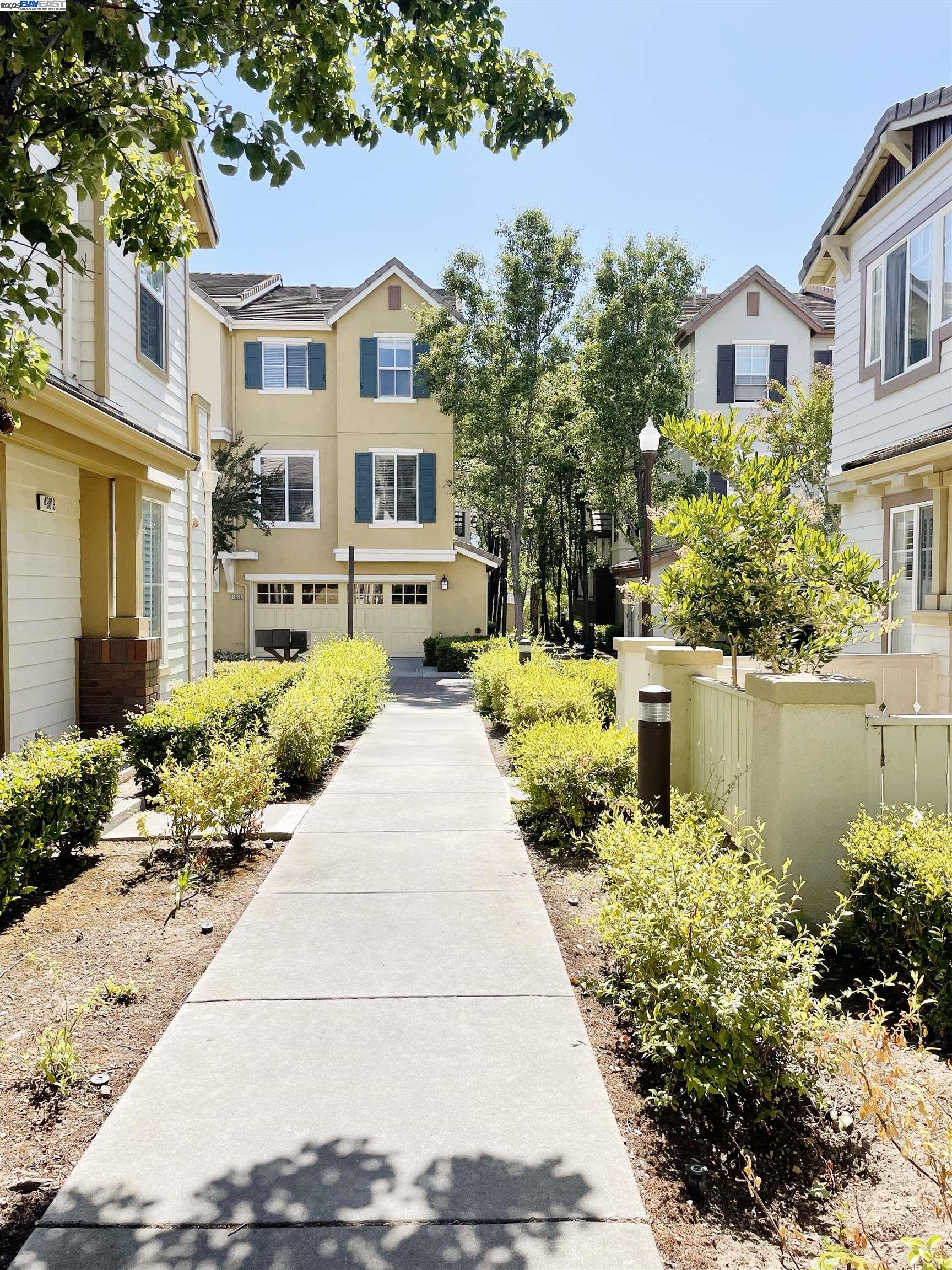 Detail Gallery Image 45 of 52 For 49031 Woodgrove Cmn, Fremont,  CA 94539 - 3 Beds | 2/1 Baths